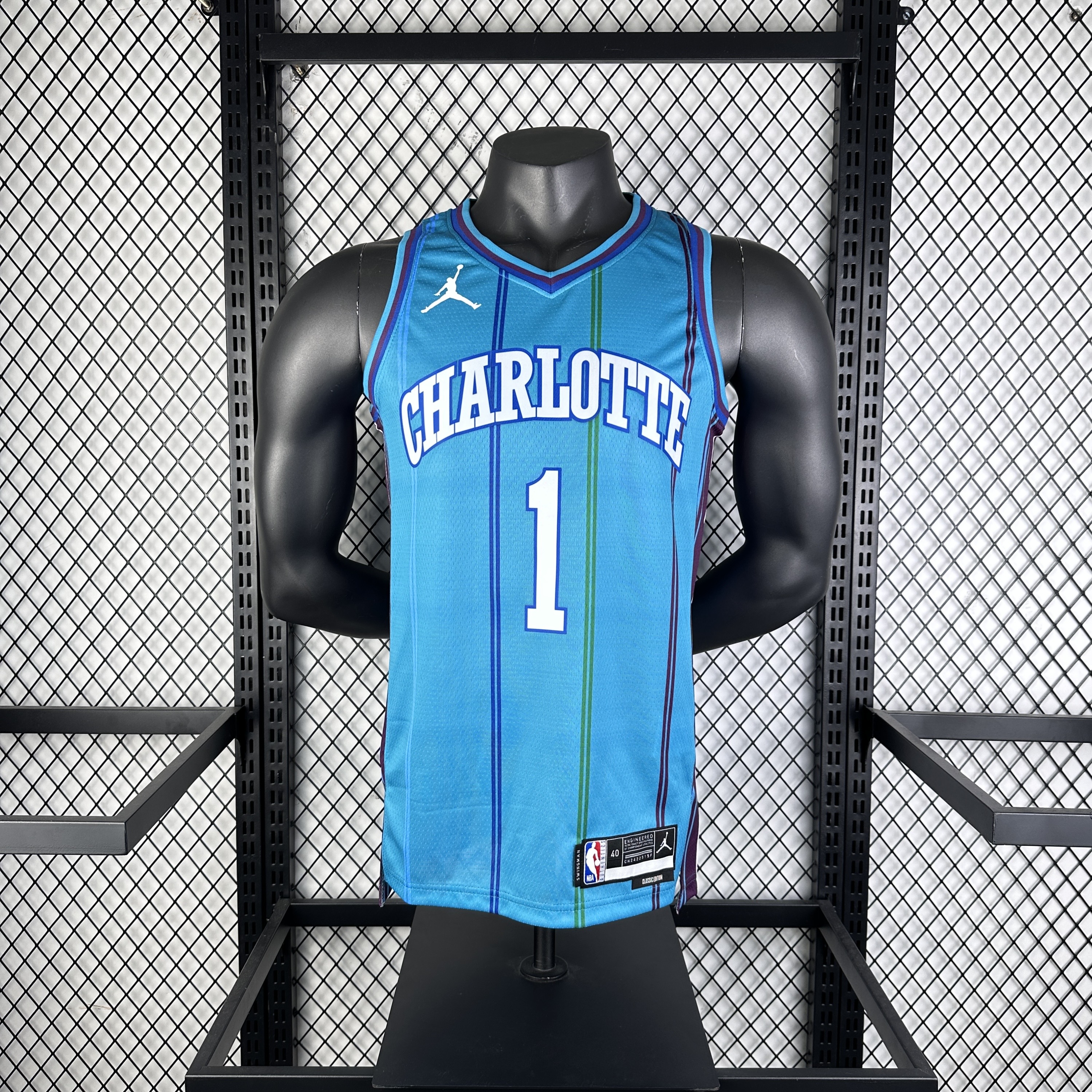 '24 Hornets throwback number 1 Ball