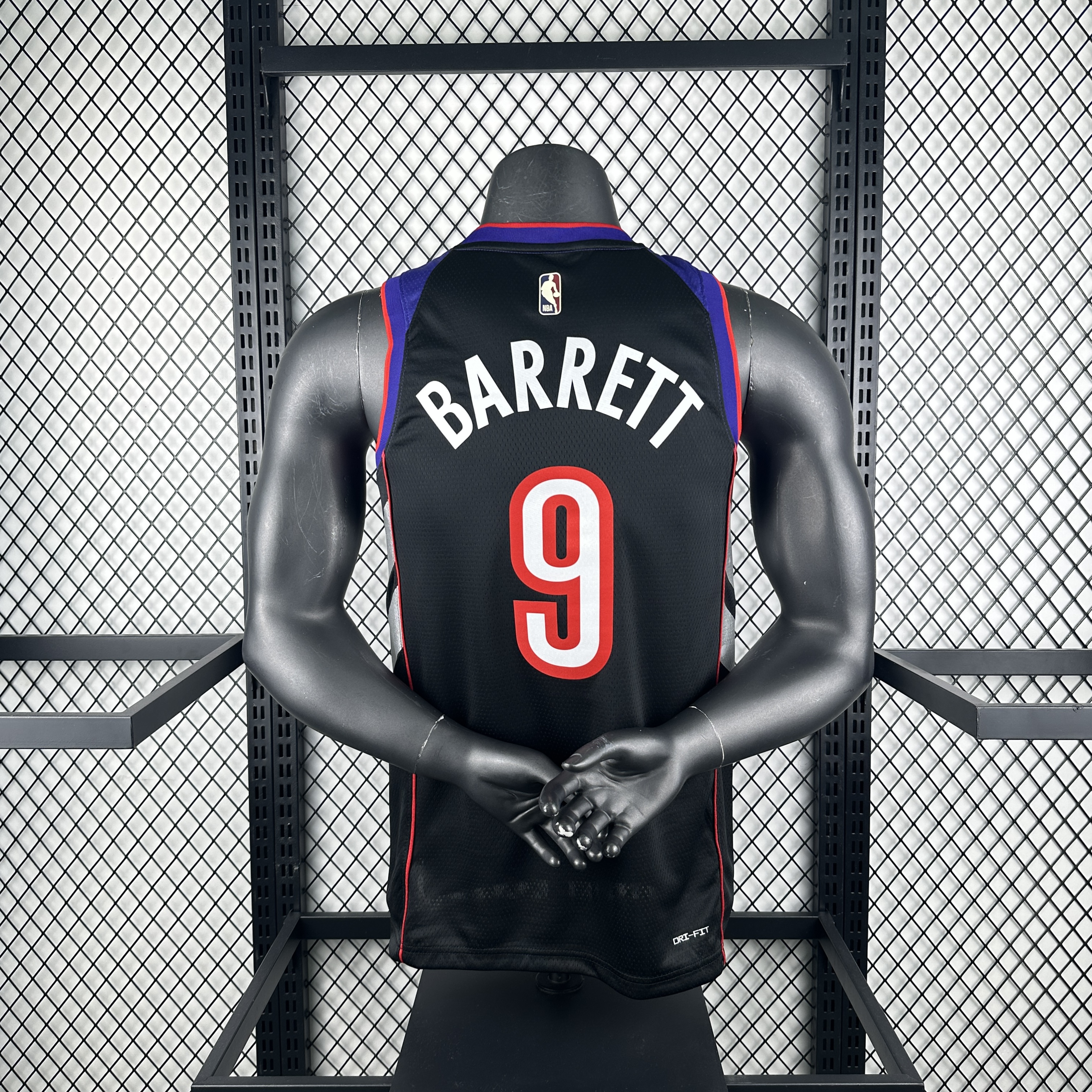 Season 25 Raptors throwback No. 9 Barrett