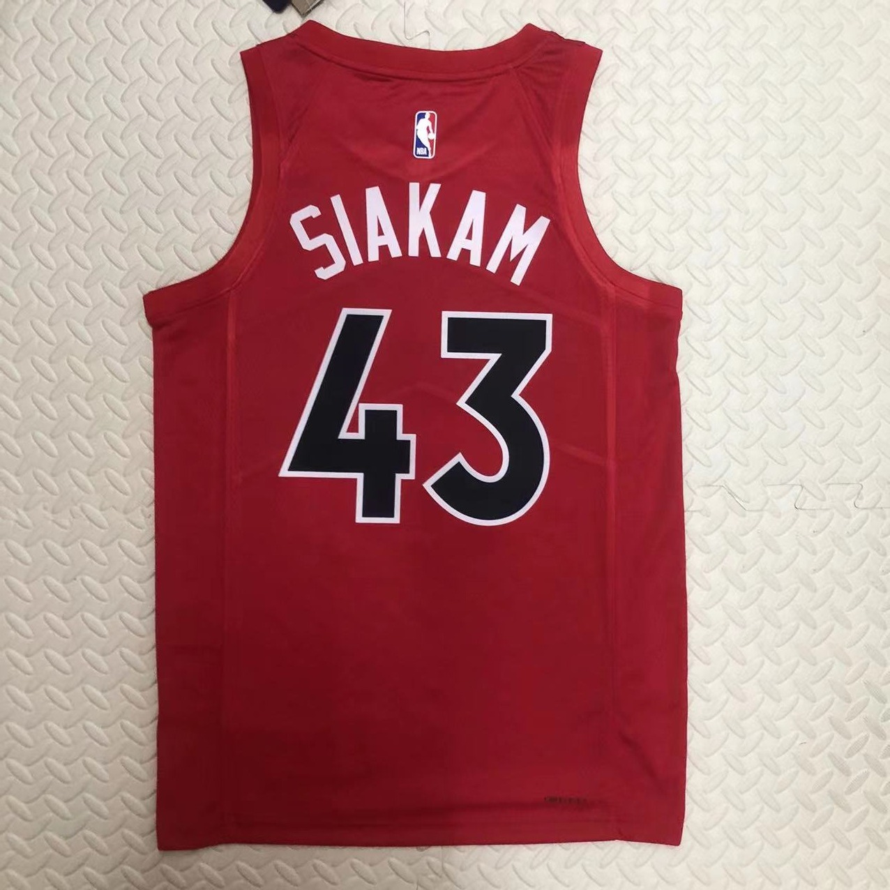 Season 23 Raptors away red No. 43 SIAKAM