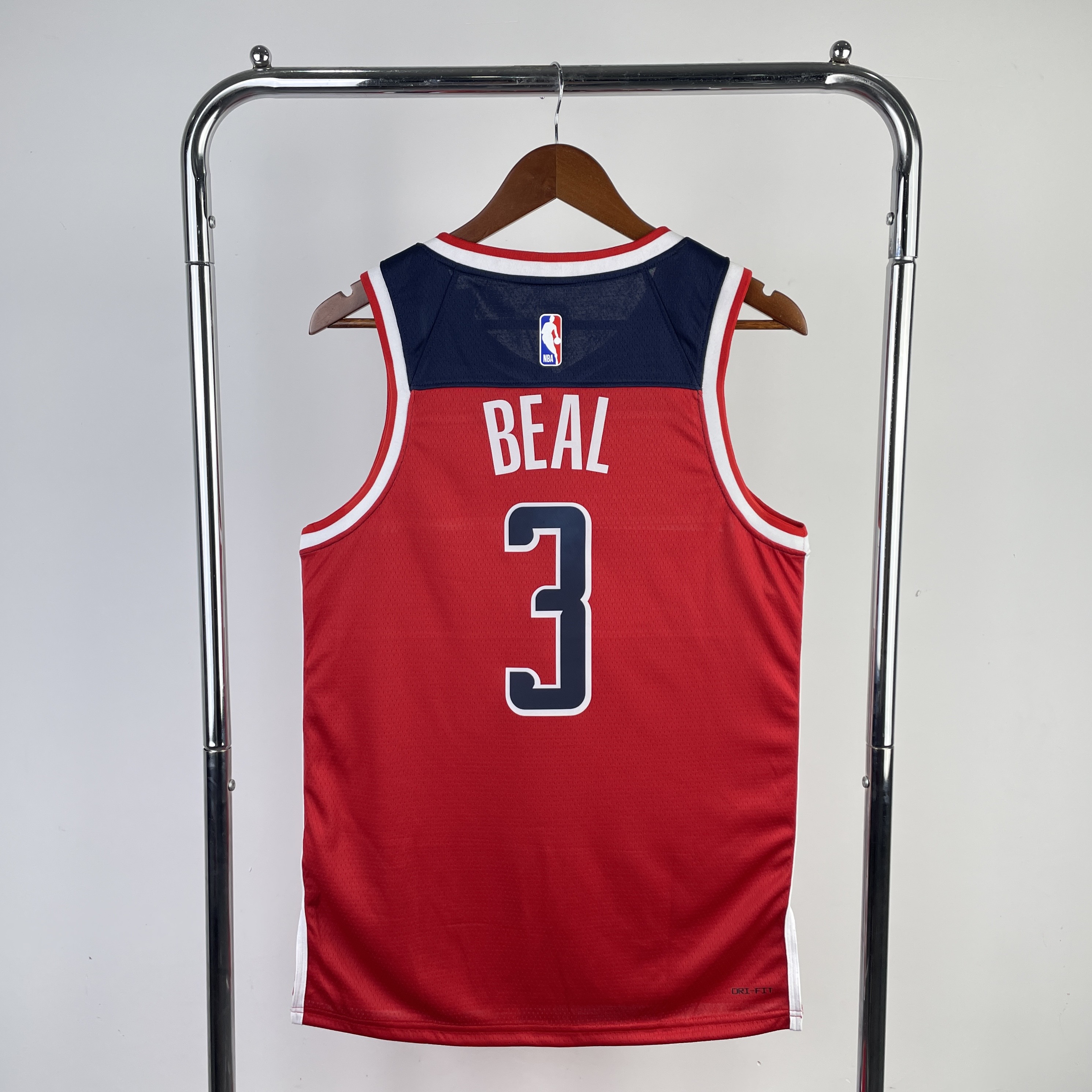23 Wizards road red No. 3 Beal