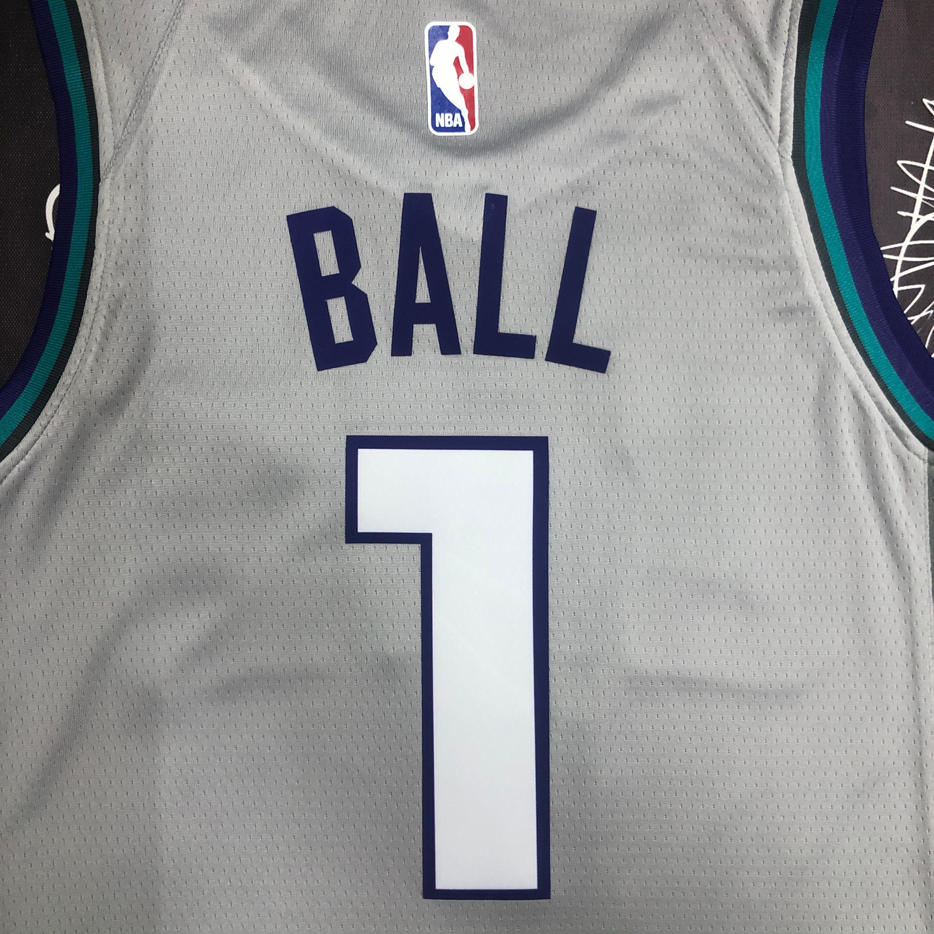 19 Hornets grey number 1 Ball