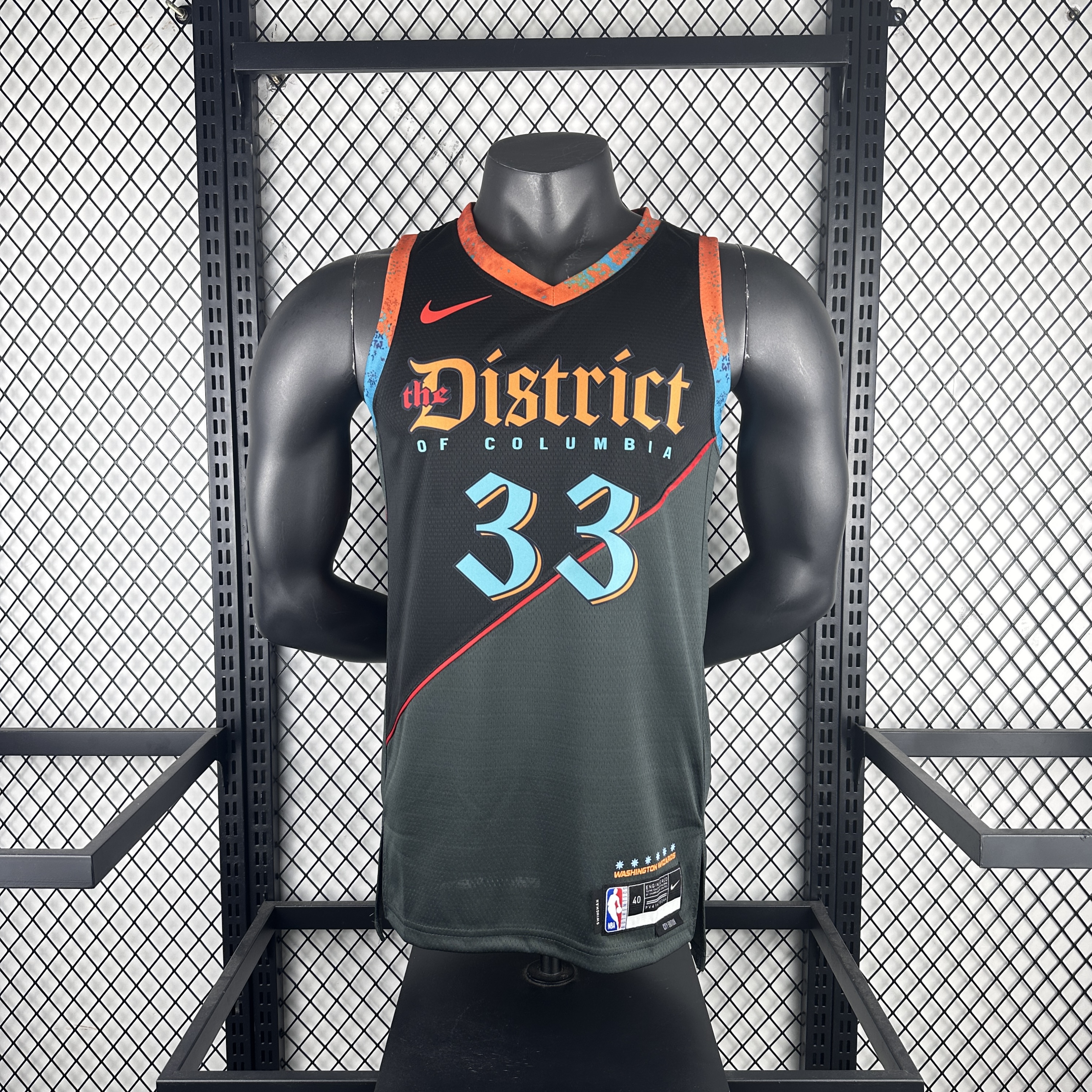 Season 24 Wizards City Edition # 33 Kuzma