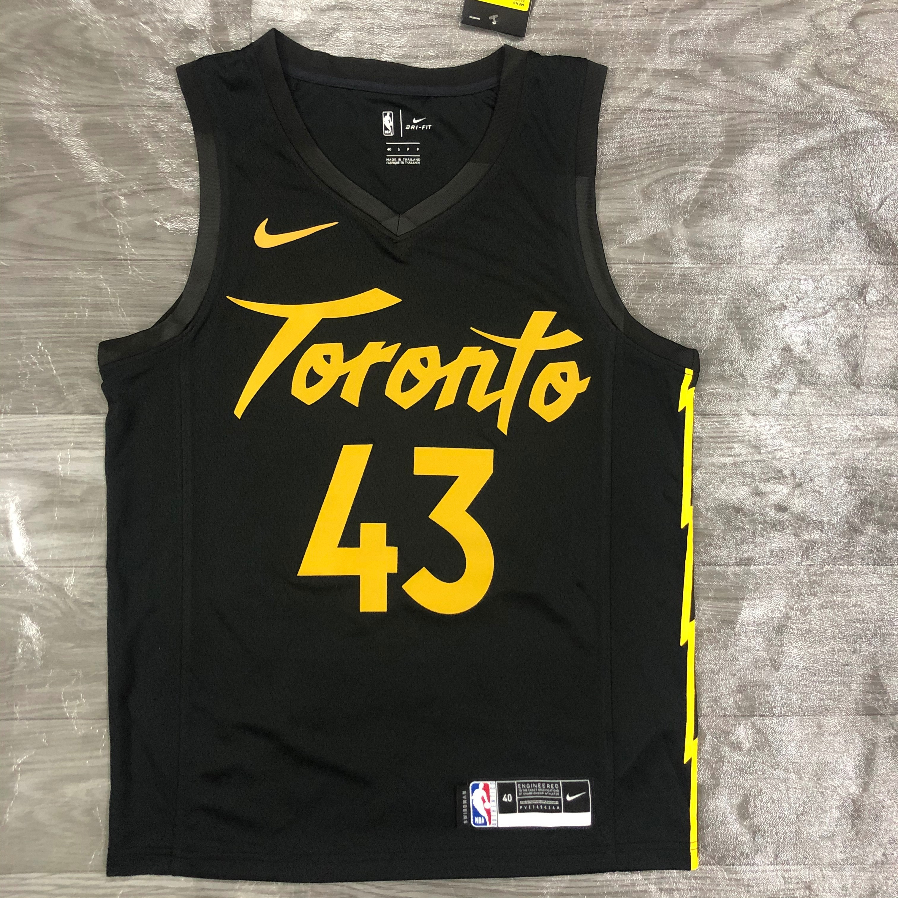21 Raptors Black gold number 43 Siakam