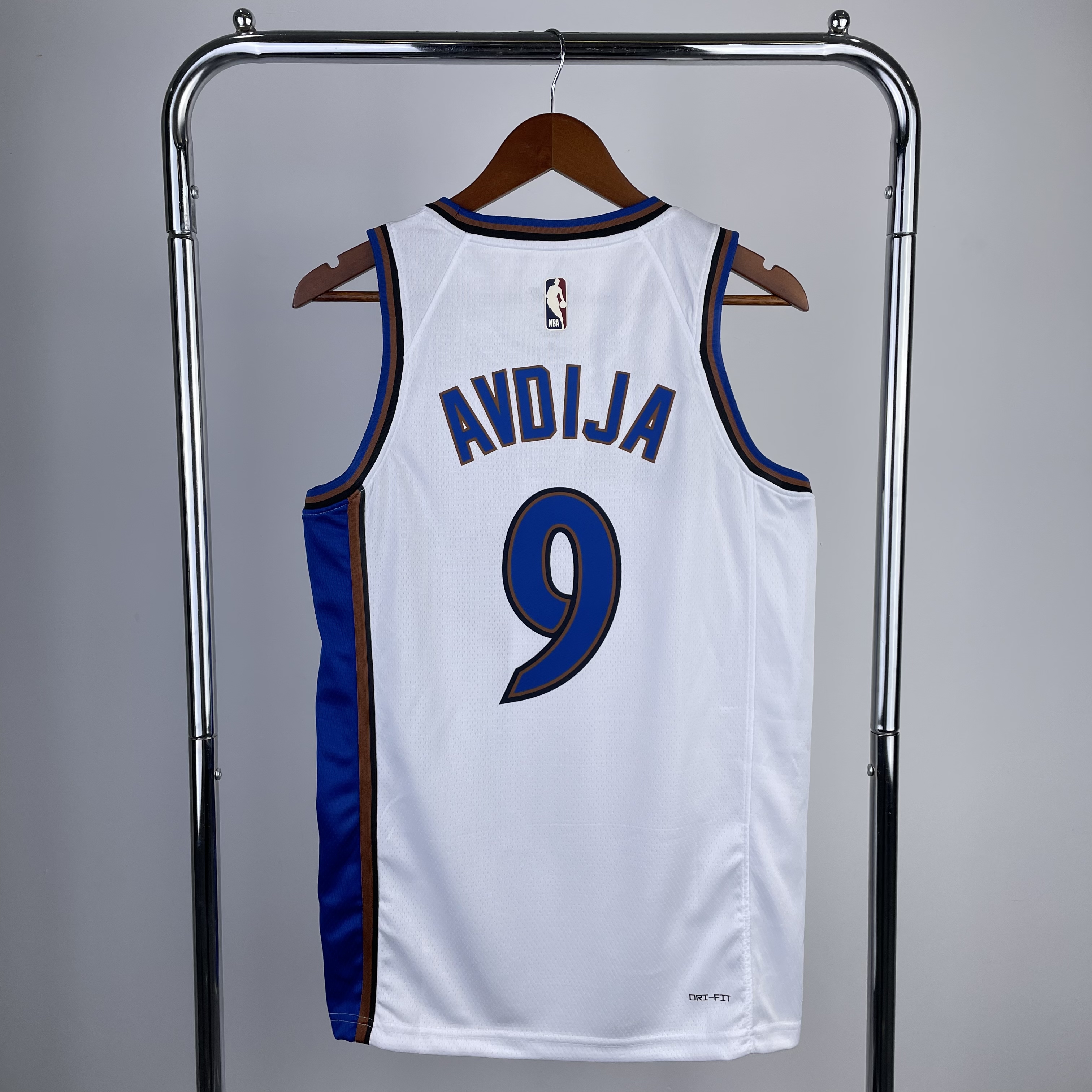 '23 Wizards throwback No. 9 Avdija