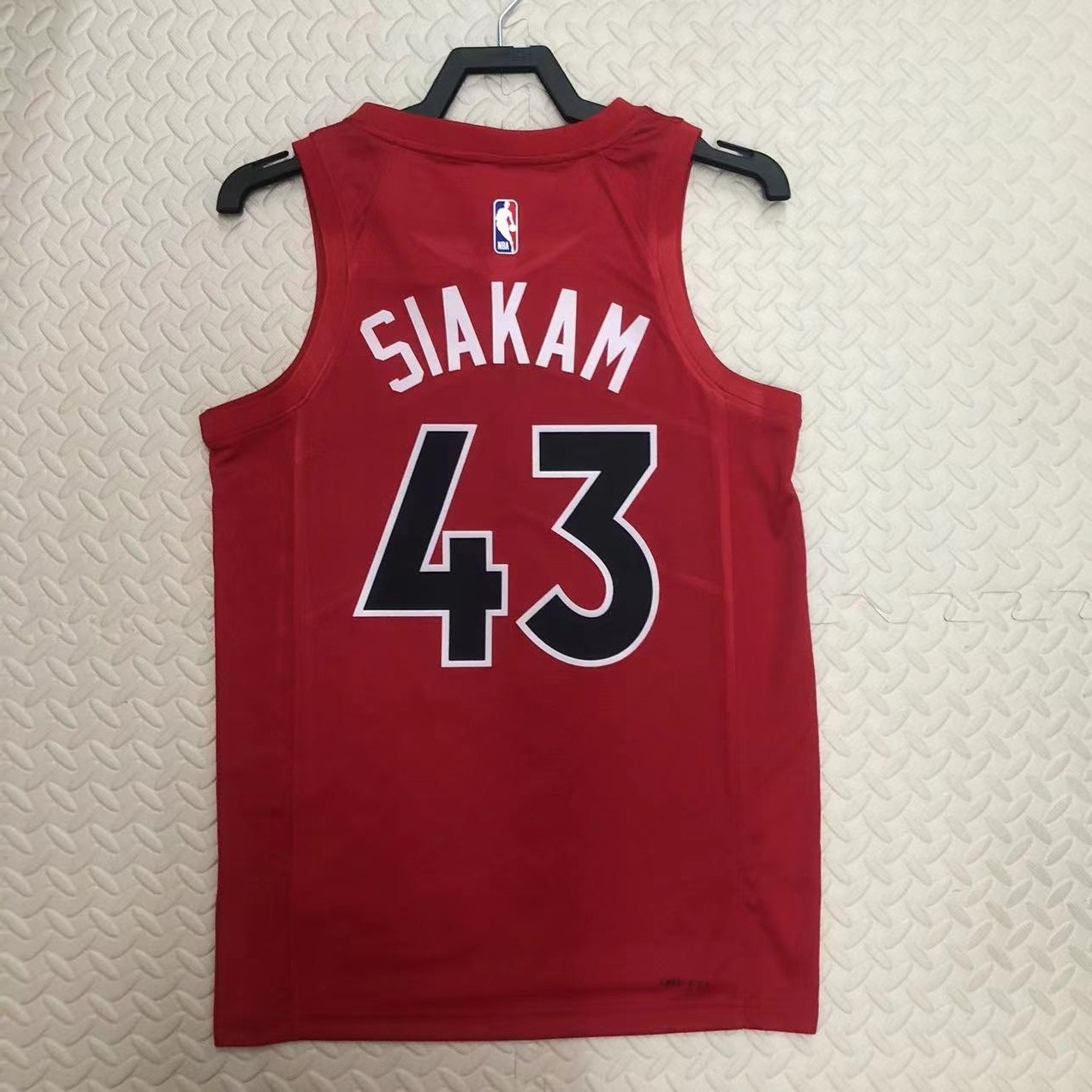 Season 23 Raptors away red No. 43 SIAKAM