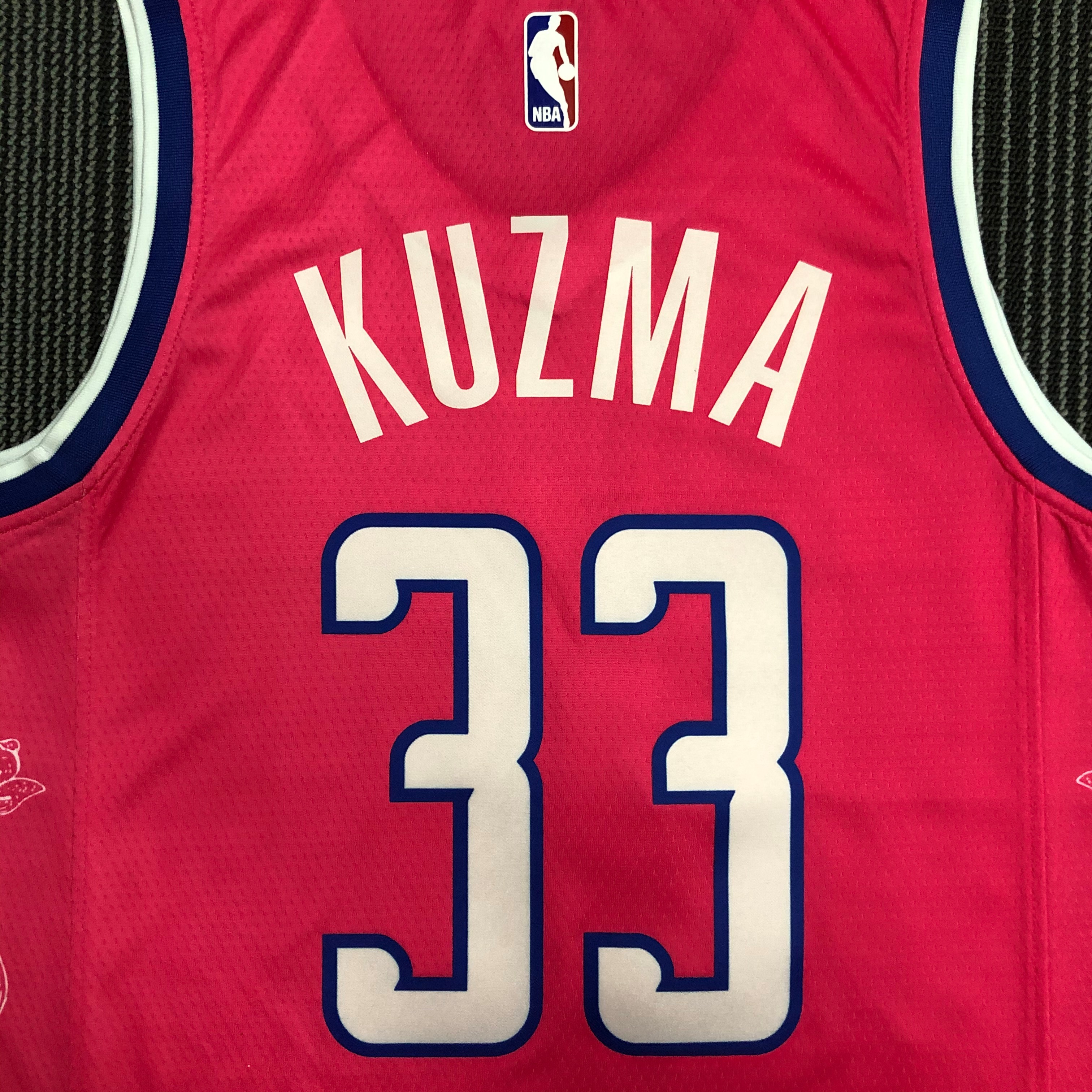 23 Wizards City Edition # 33 Kuzma
