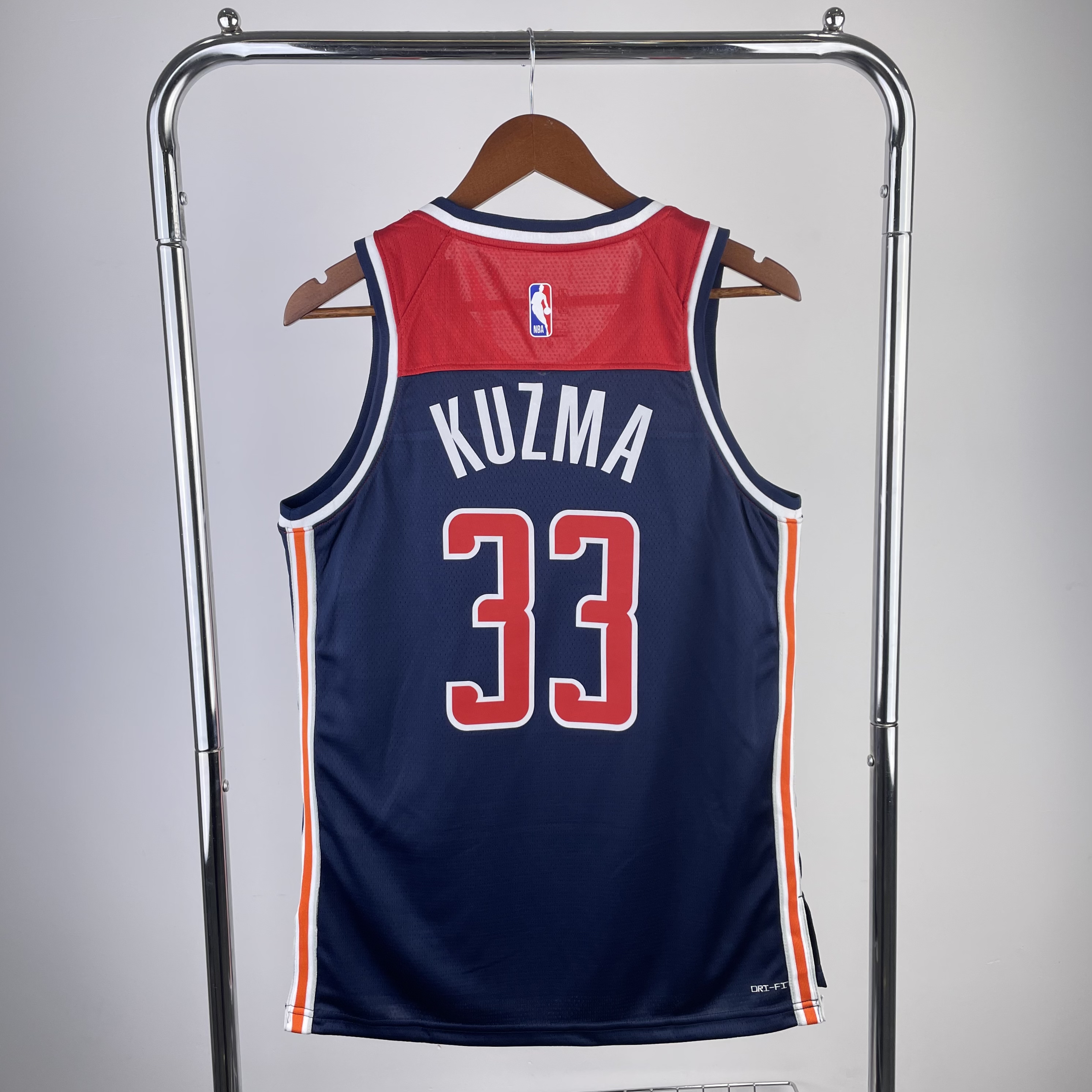 23 season Wizards Flyers limited No. 33 Kuzma