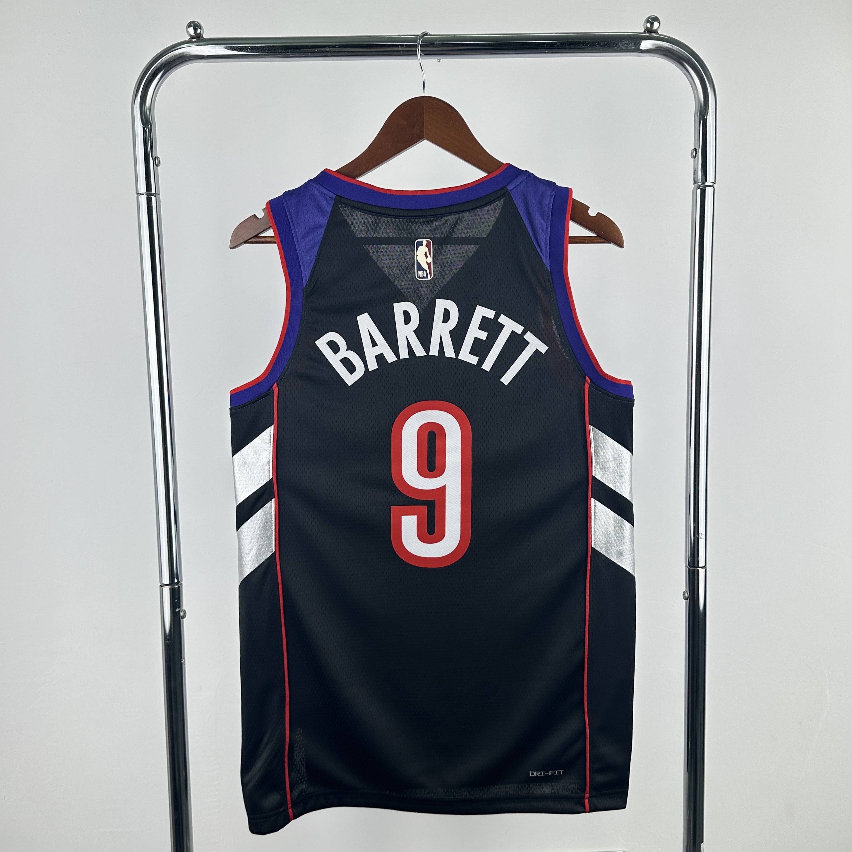 Season 25 Raptors throwback No. 9 Barrett