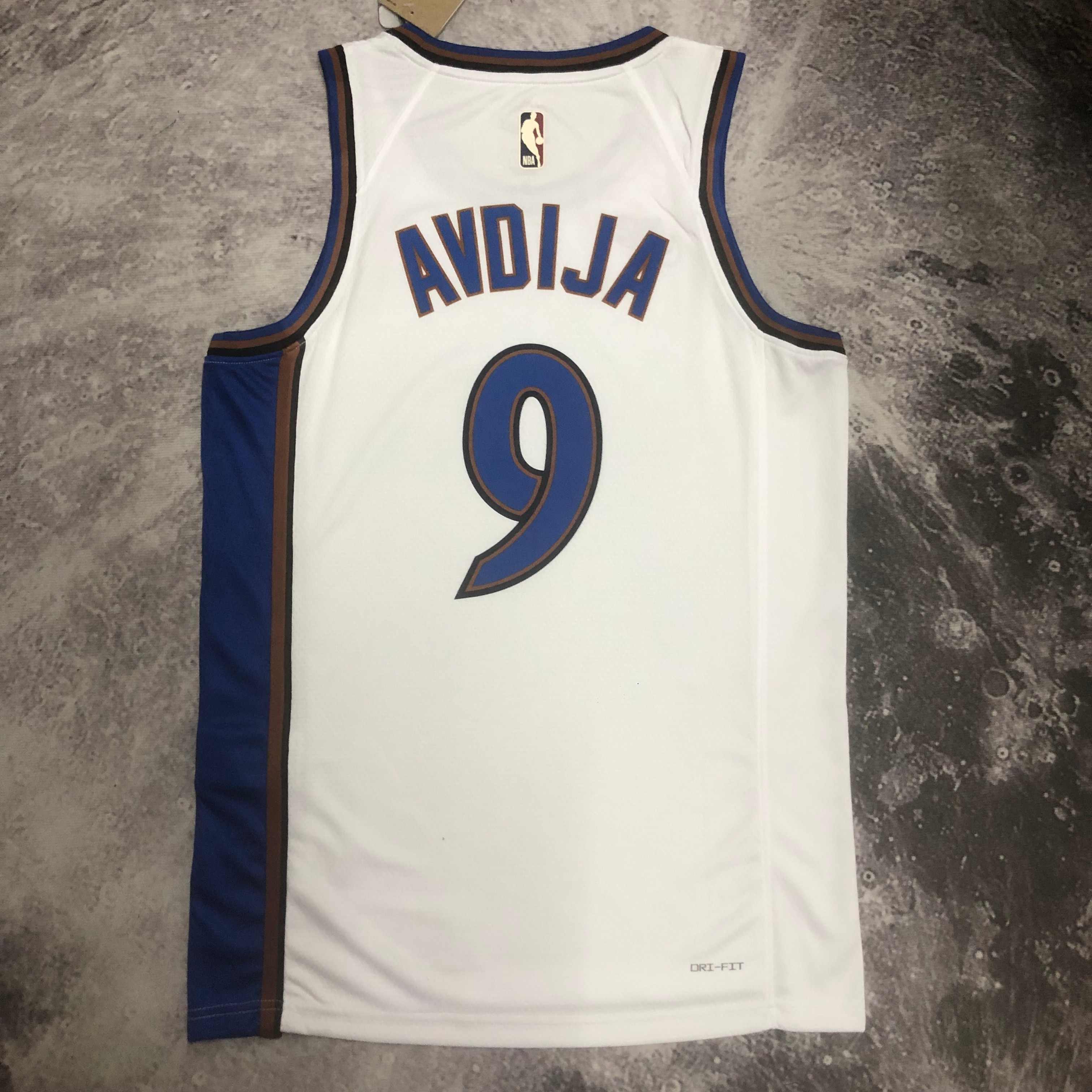'23 Wizards throwback No. 9 Avdija