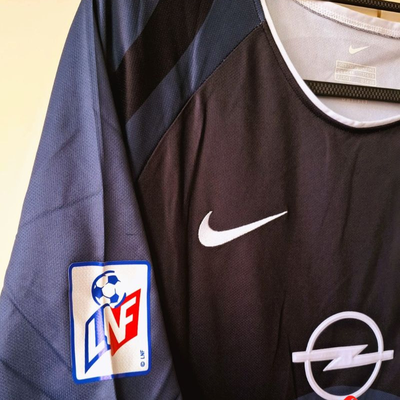 2001-2002 Paris Saint Germaine third