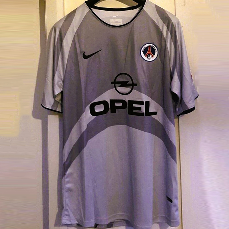 2001-2002 Paris Saint Germaine away