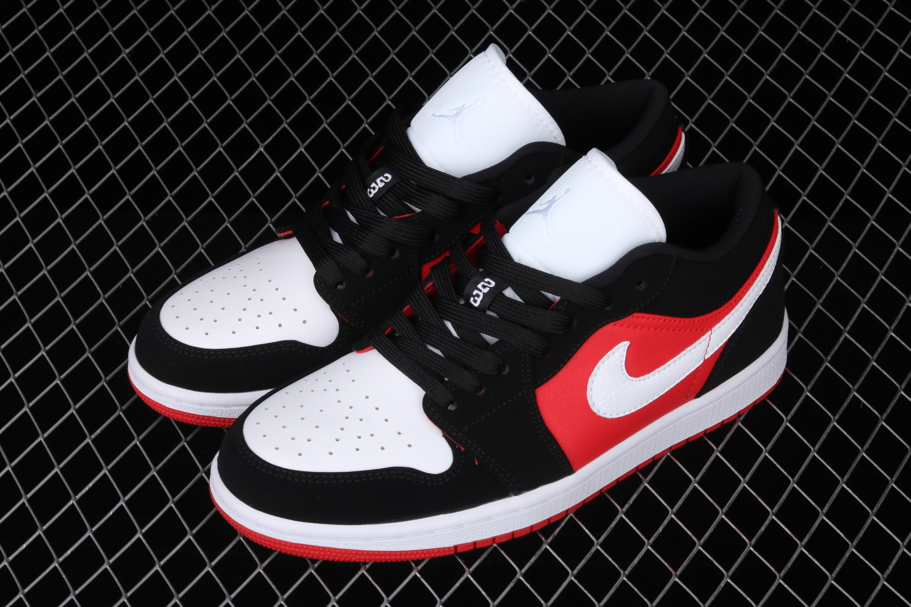 AJ1 low top