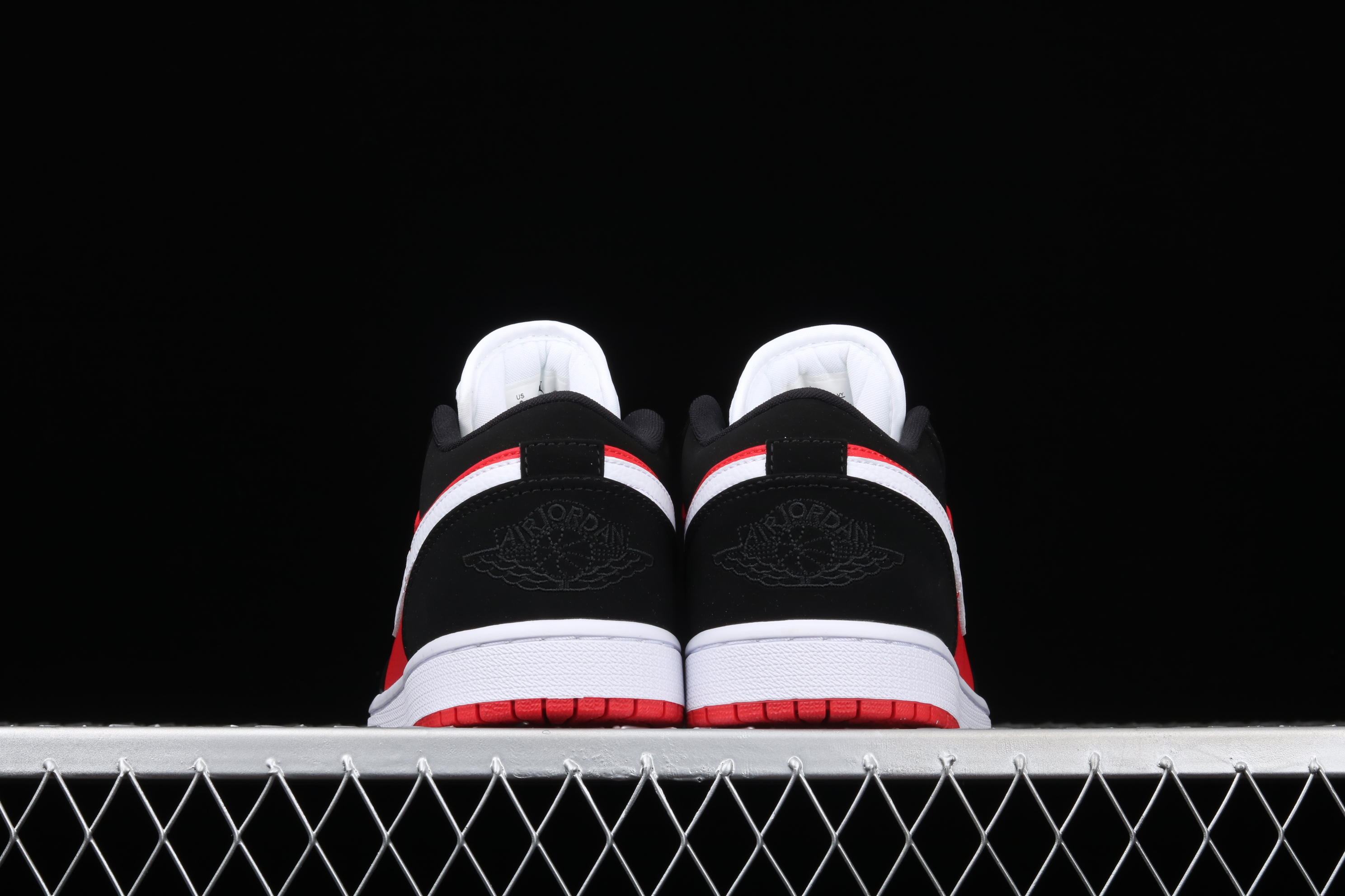AJ1 low top