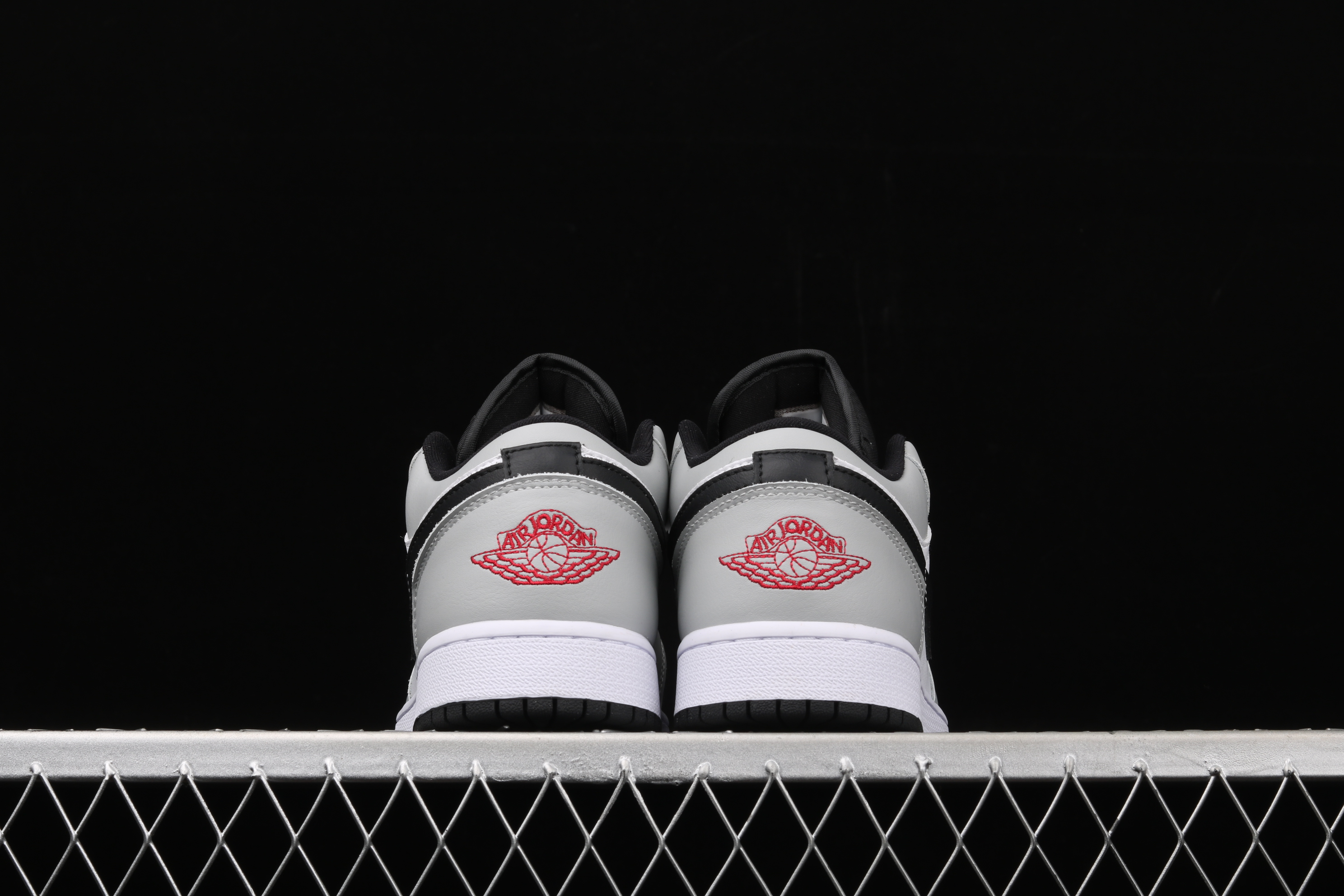 AJ1 low top