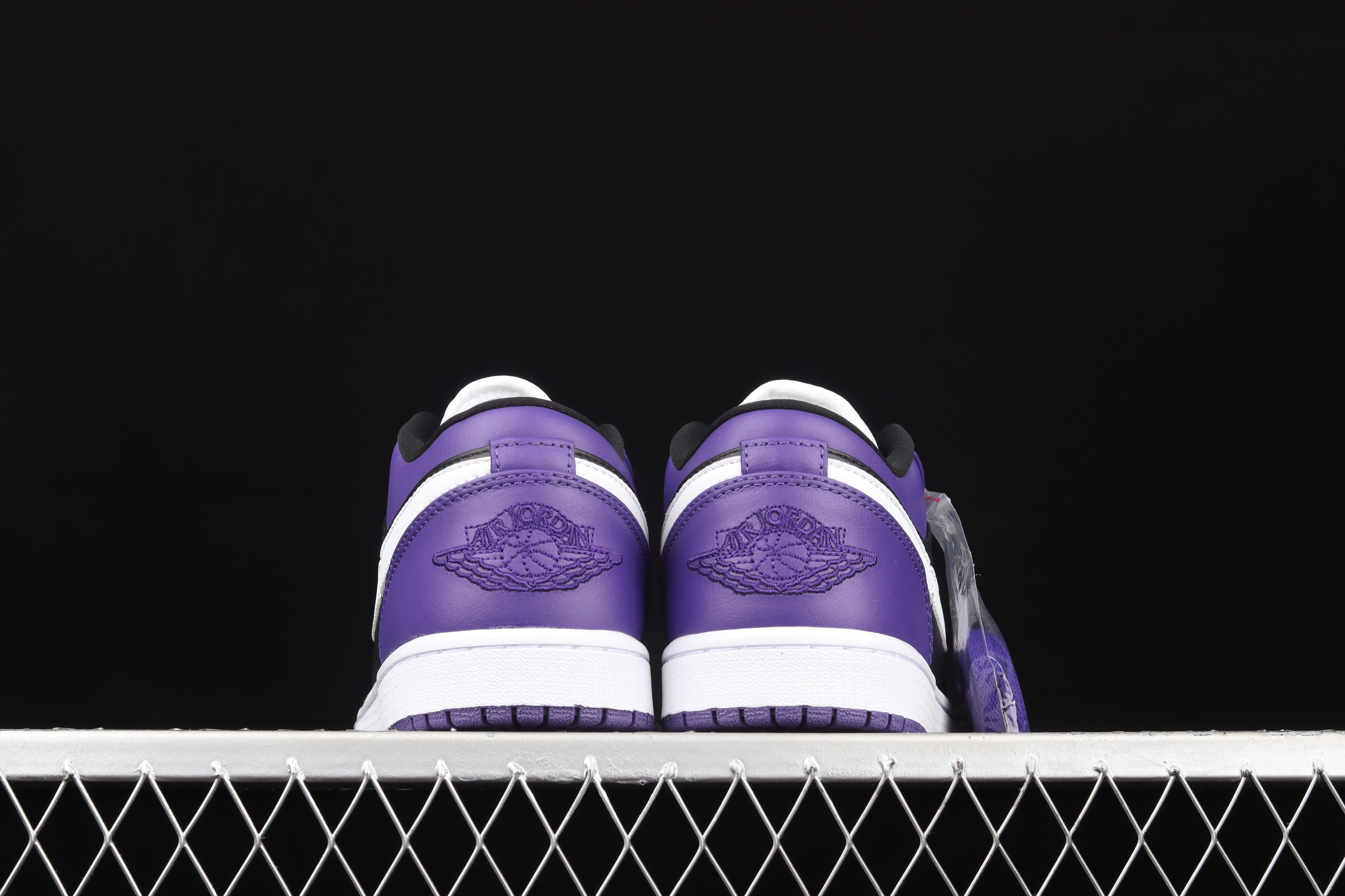 AJ1 low top