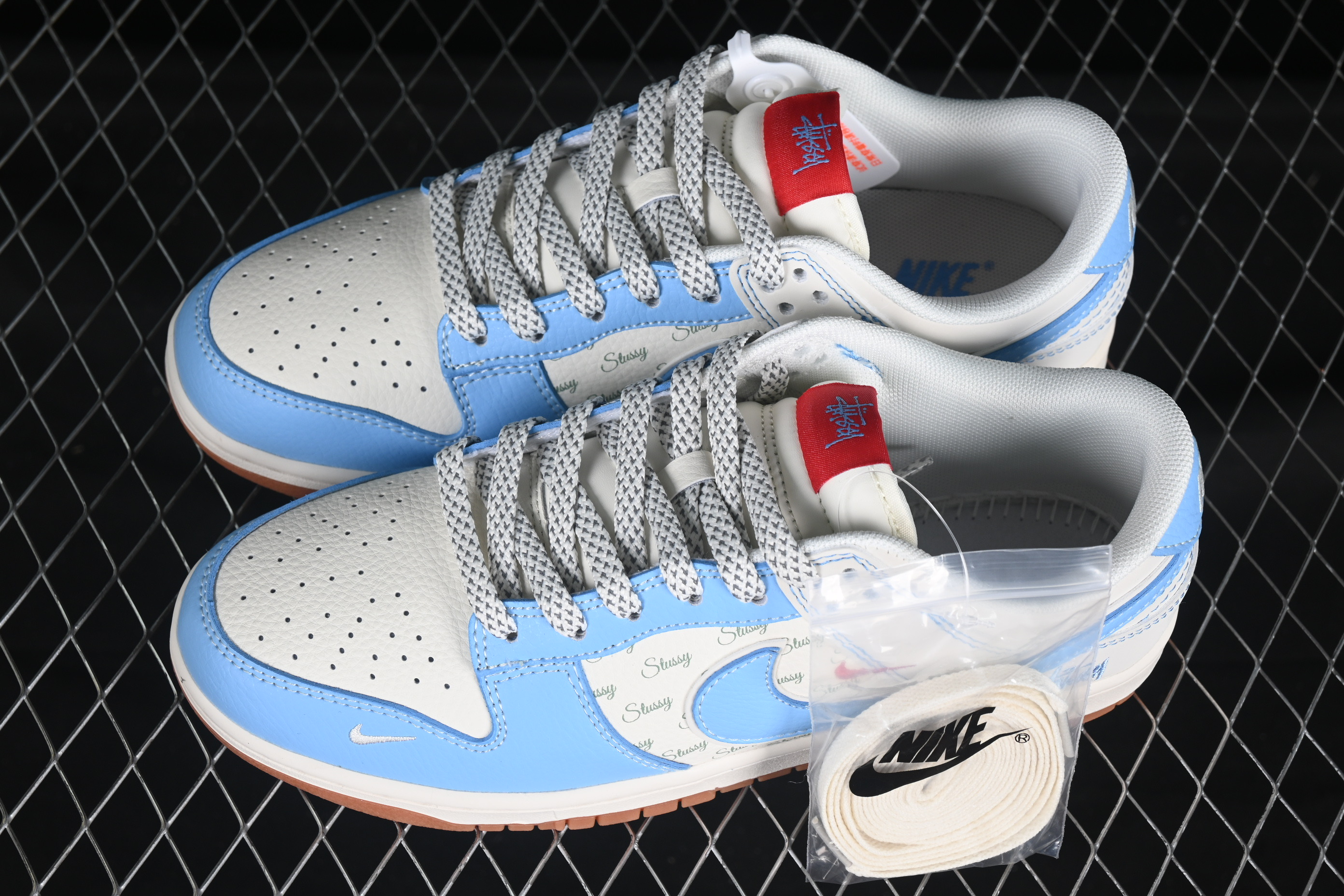 SB Dunk Low Stuci raw rubber sky blue low top recreational sports skateboard shoes