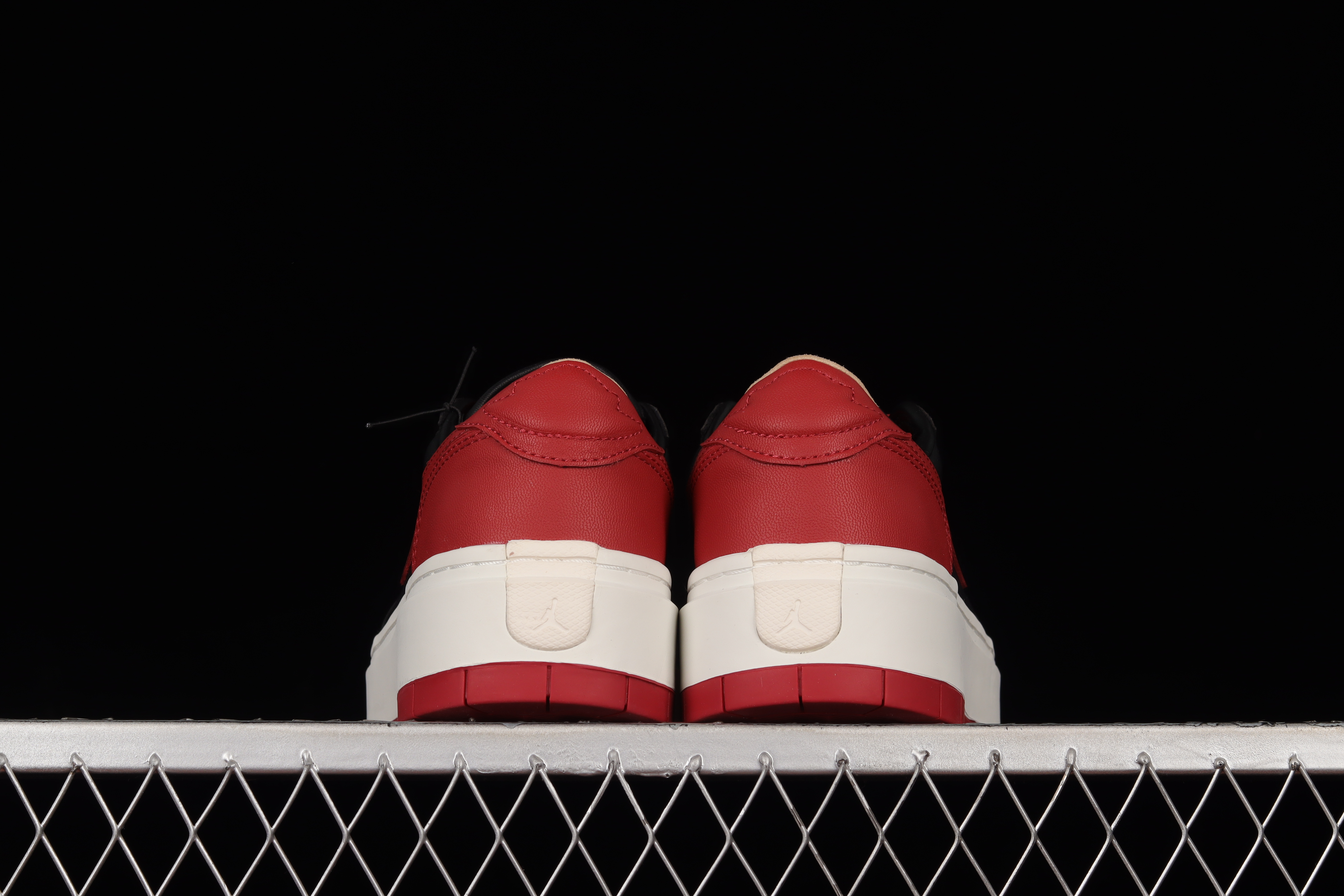 AJ1 low top