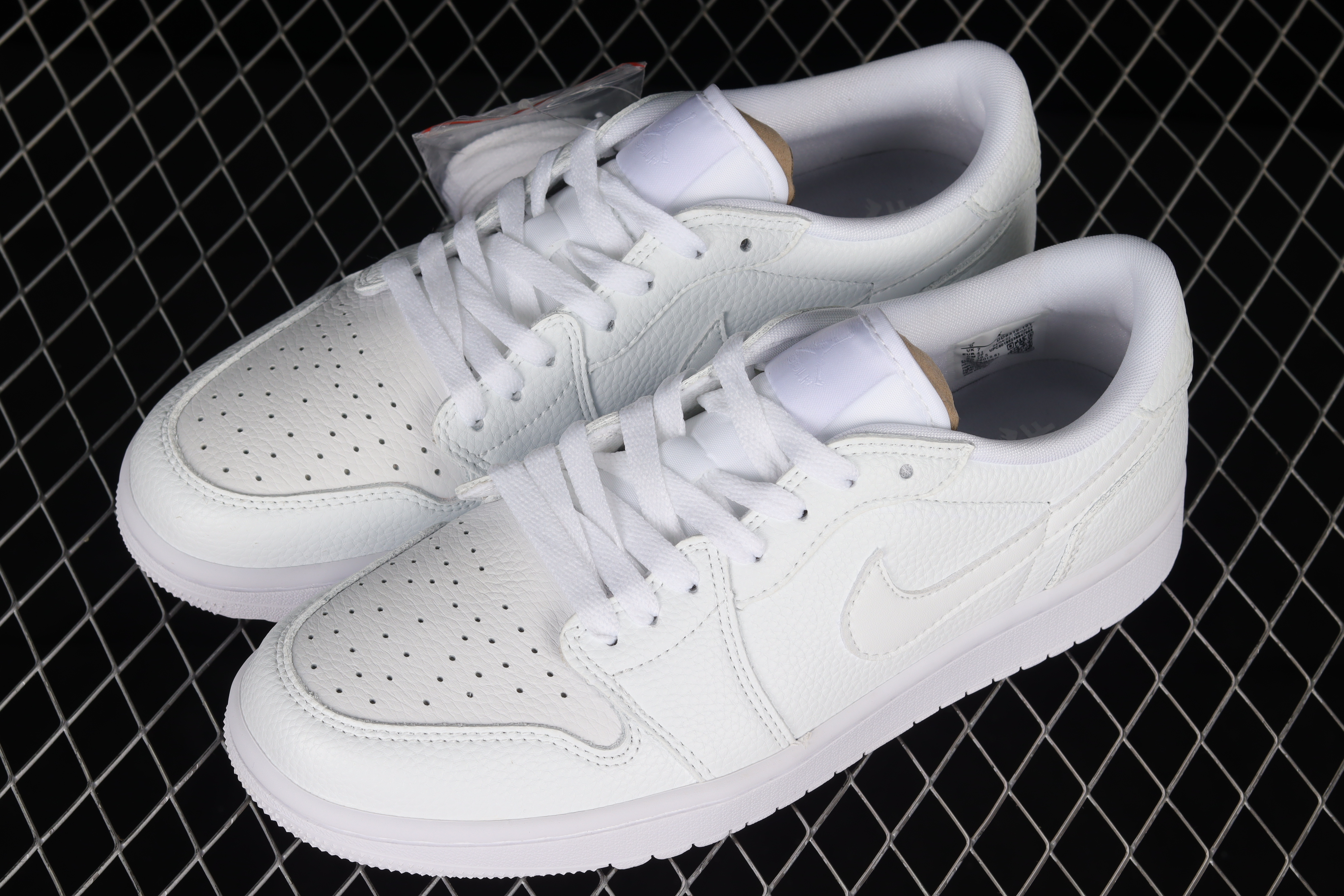 AJ1 low top
