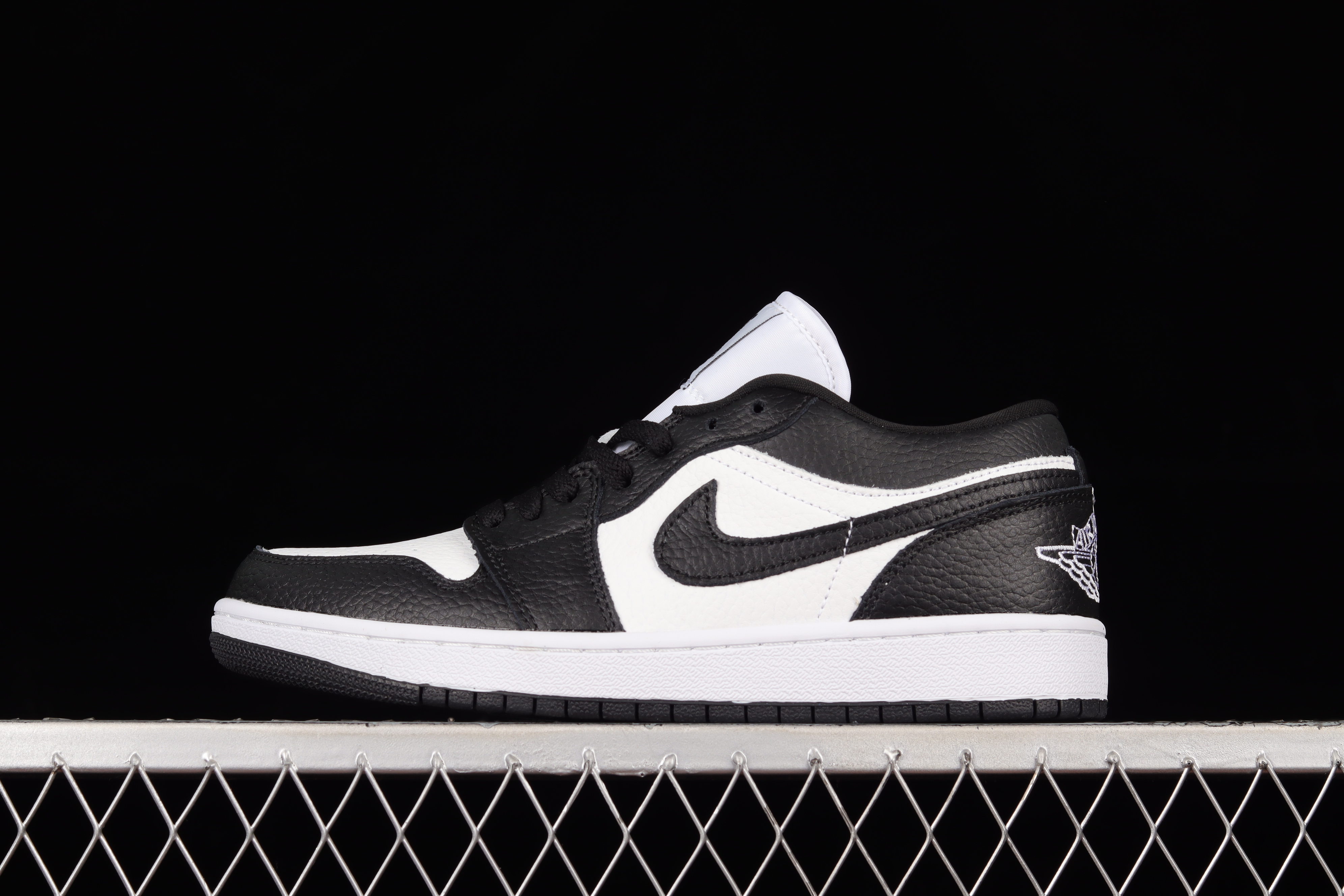 AJ1 low top