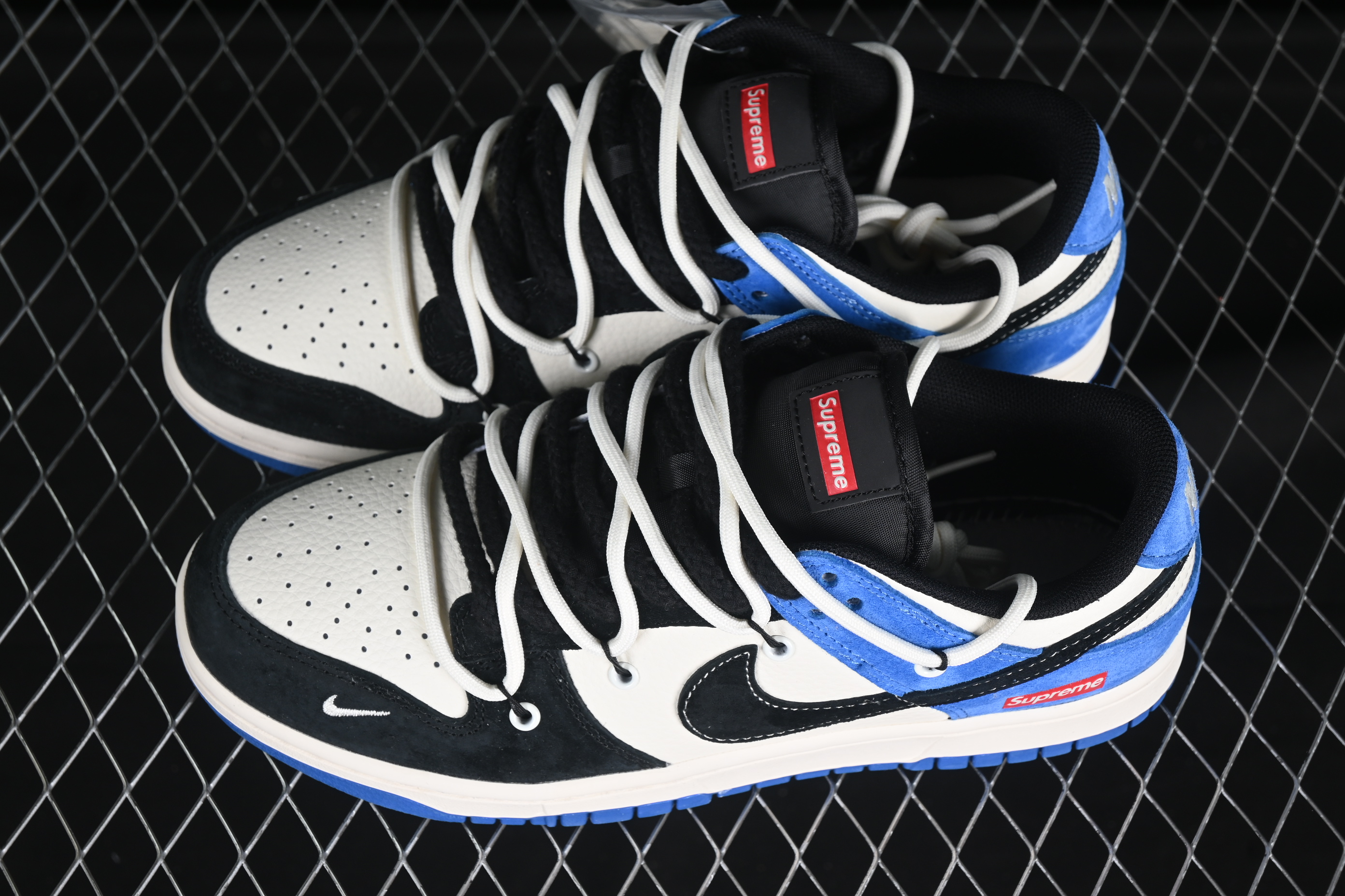 SB Dunk Low Sup series Strap black and white black hook anniversary high-end custom low top casual shoes