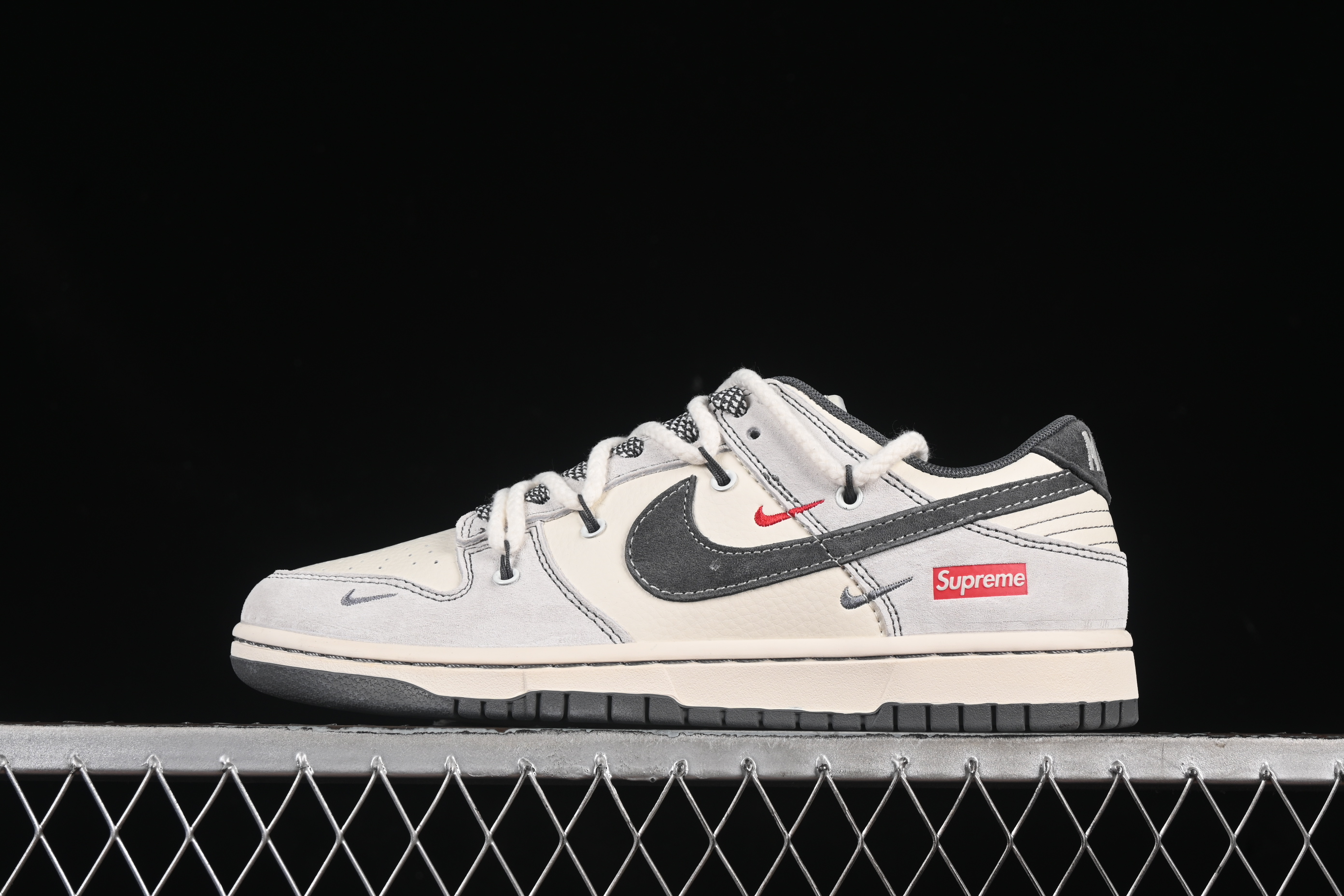 SB Dunk Low Sup series strap pig eight gray hook anniversary high-end custom low-top casual shoes