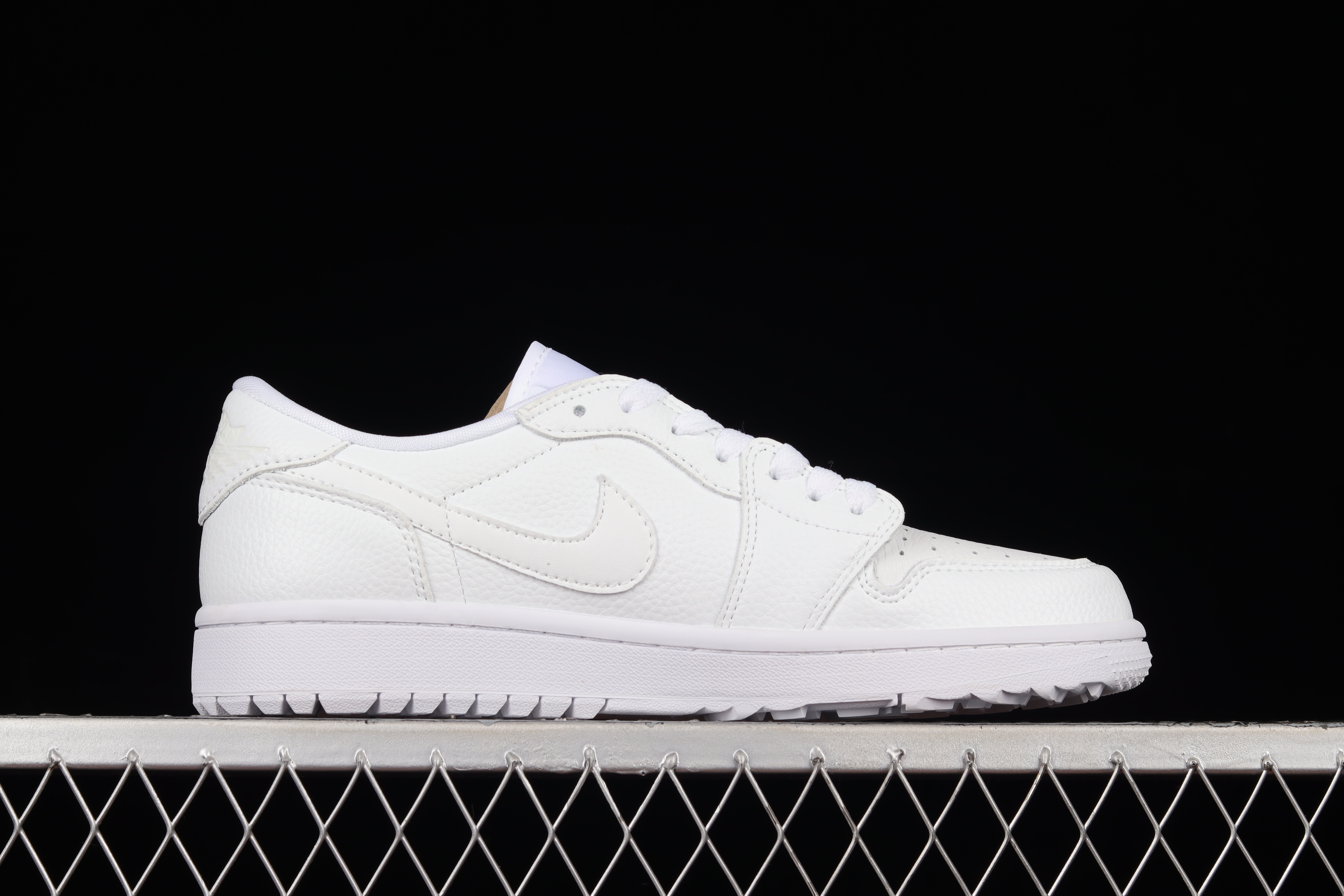 AJ1 low top