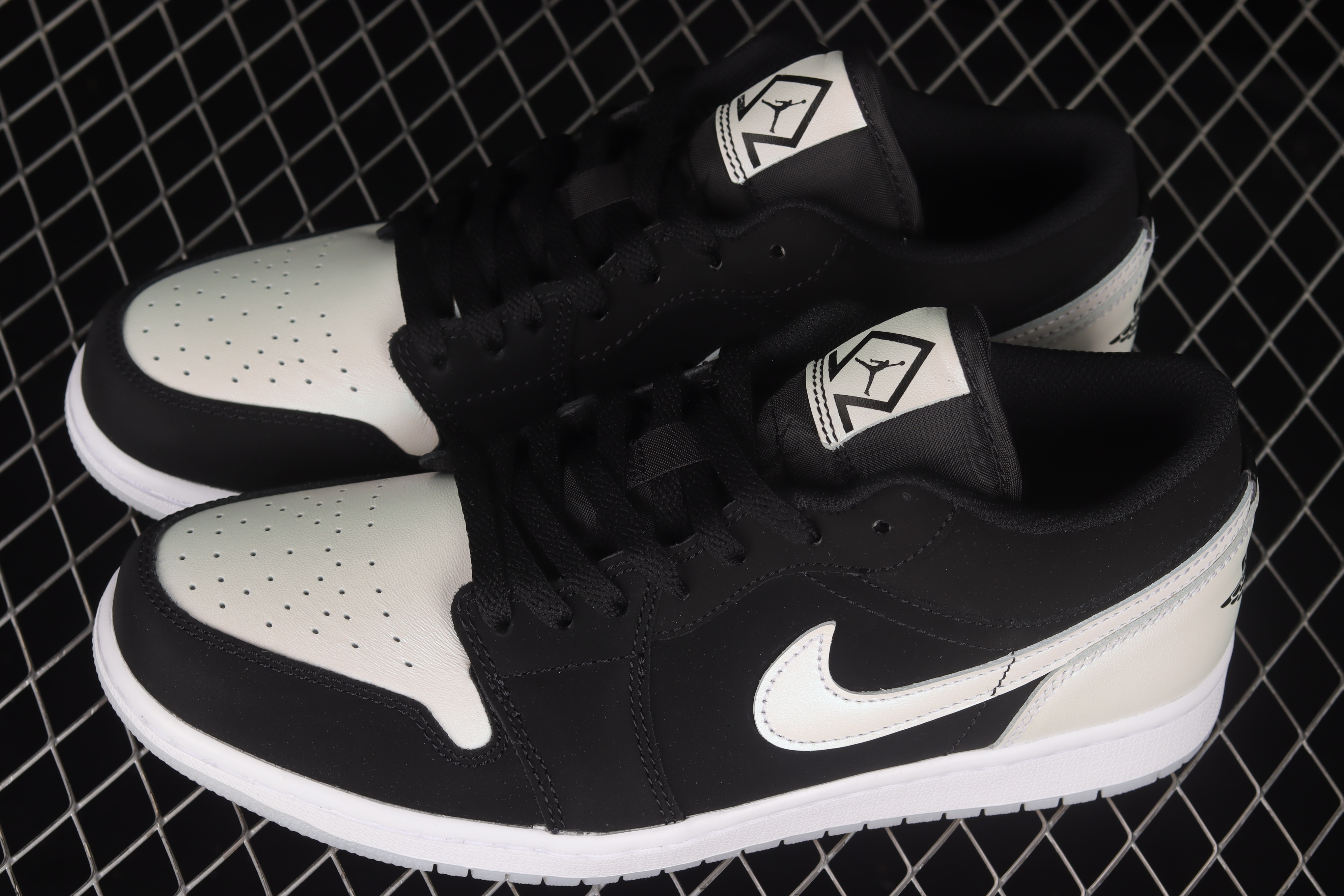 AJ1 Black and White Laser Low Top Retro Culture Basketball Shoes DH6931-001 40-45