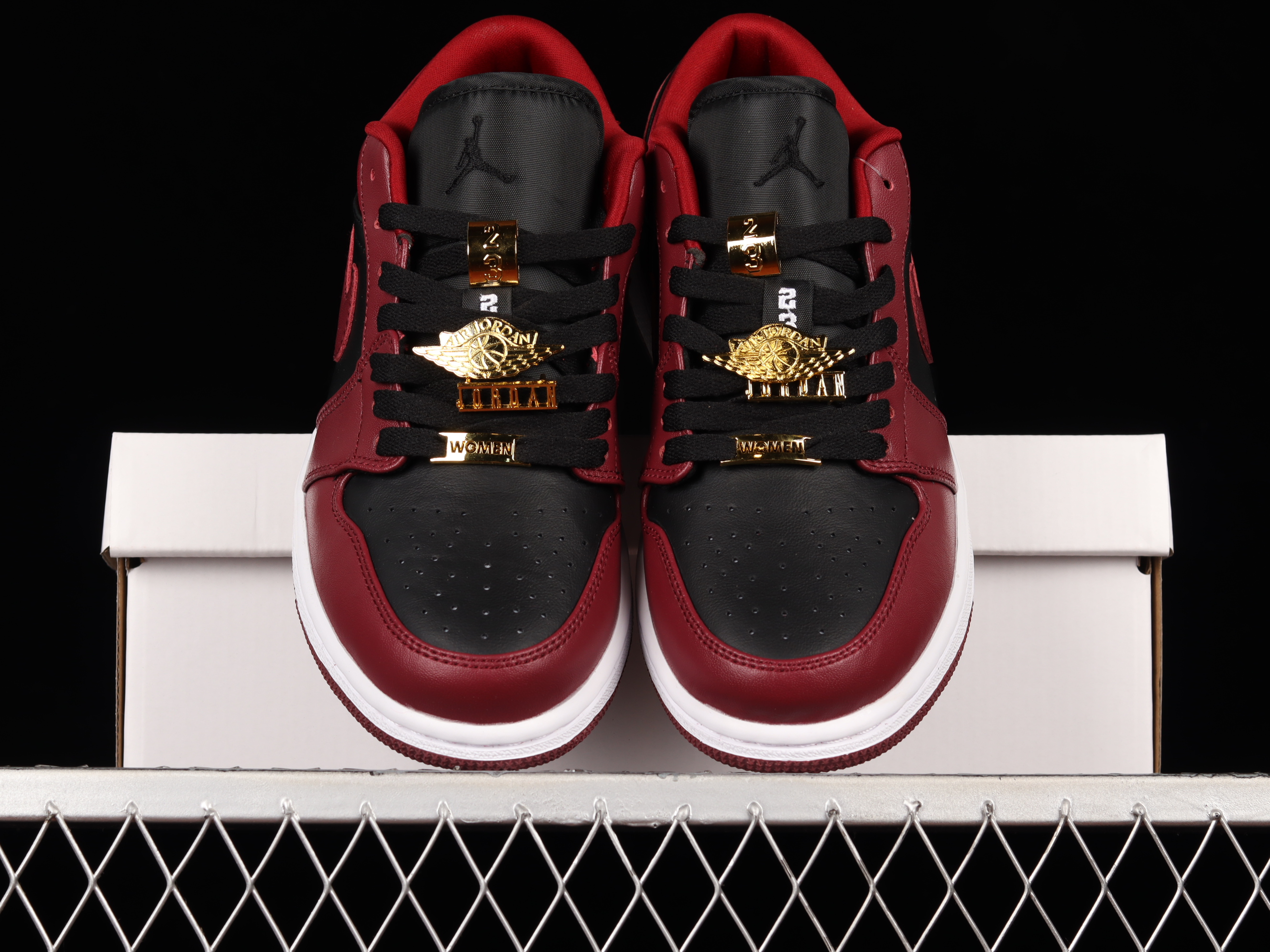 AJ1 low top