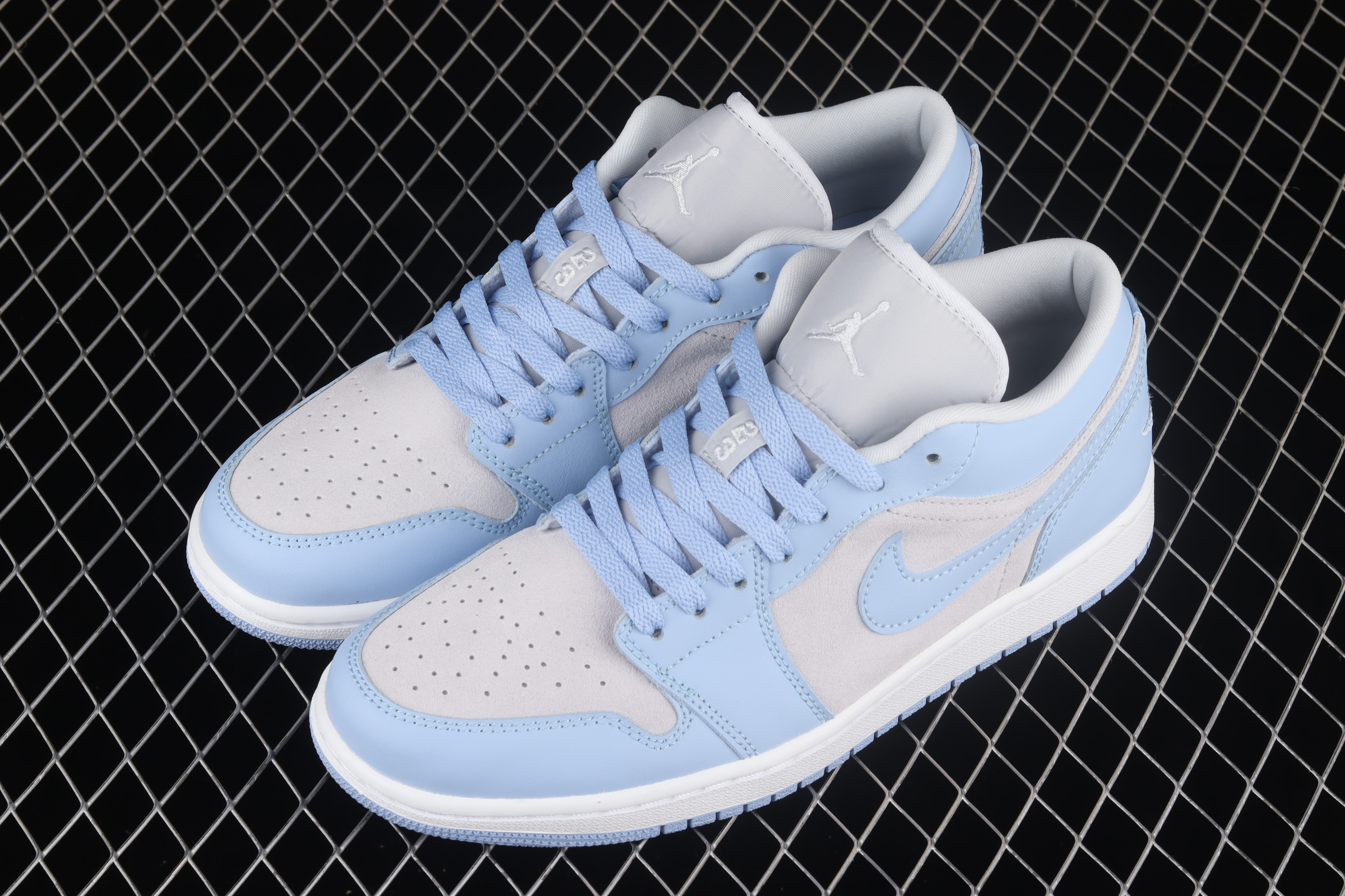 AJ1 University Blue Ice Blue gray low top casual sneakers DC0774-050 35.5-45