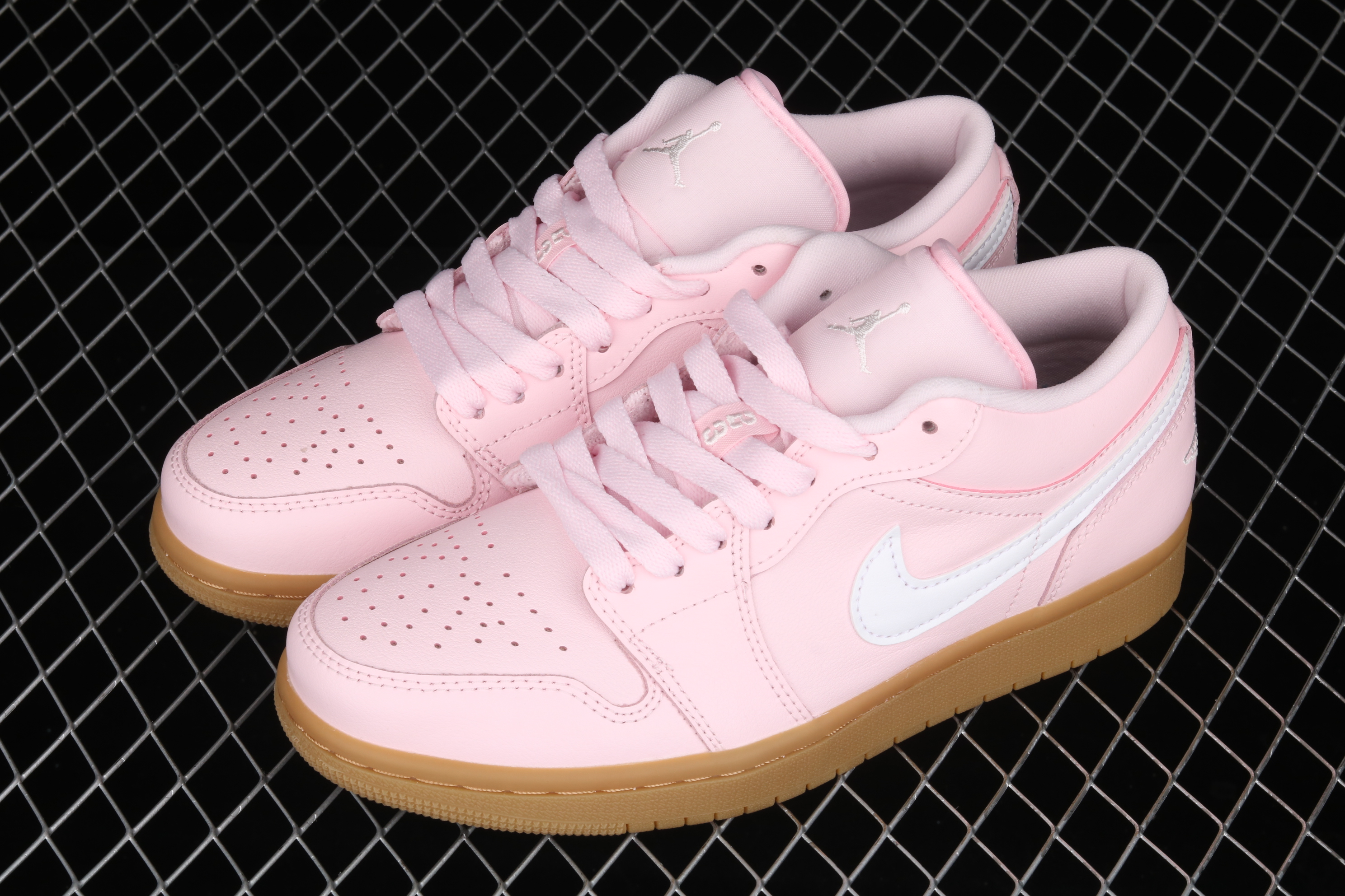 AJ1 low top