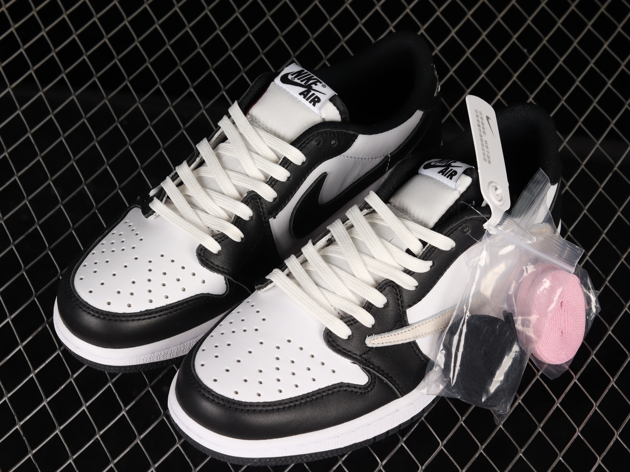 AJ1 White and Black barb joint leisure sports basketball shoes DM7866-010 36-47.5