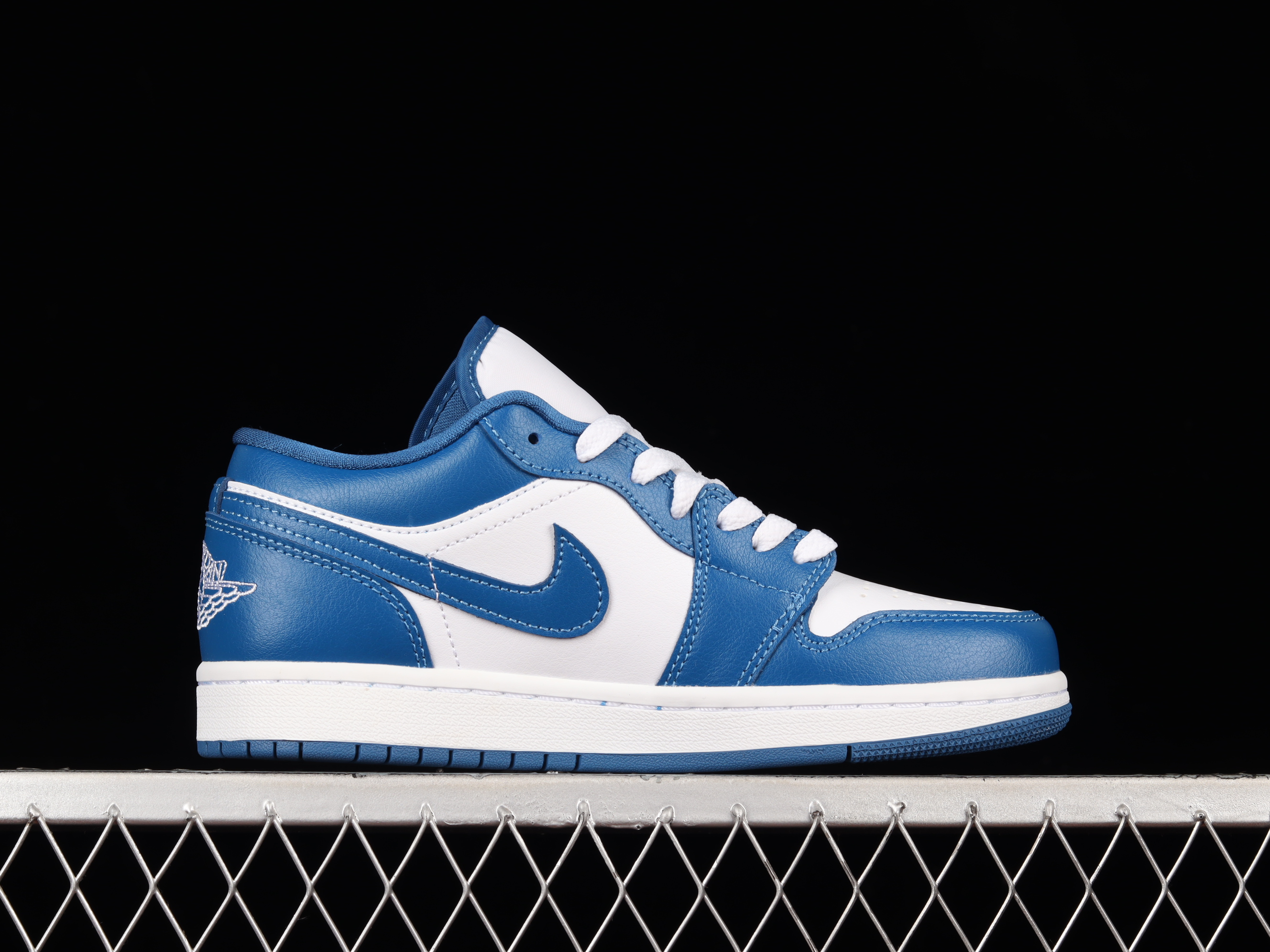 AJ1 low top