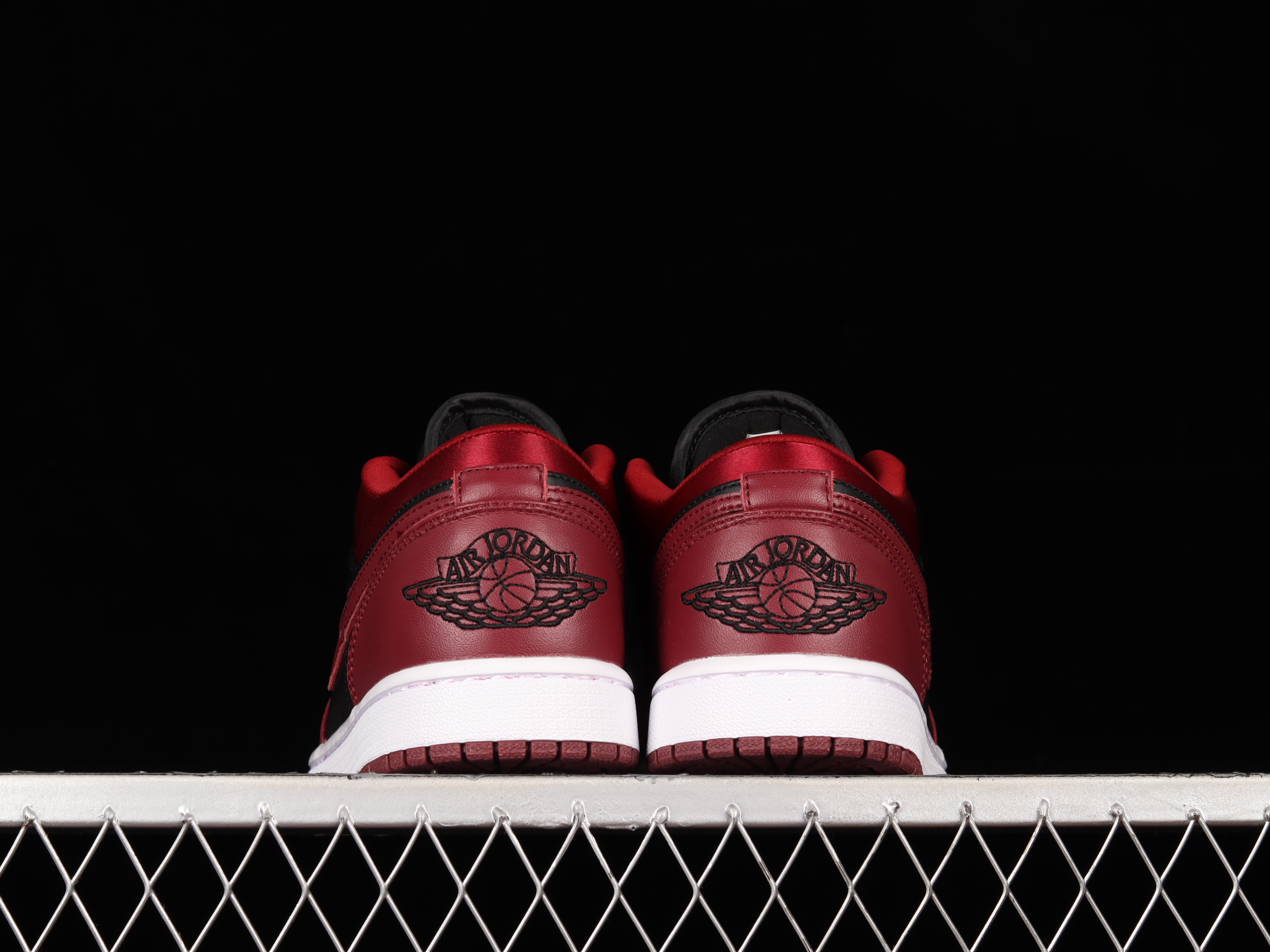 AJ1 low top