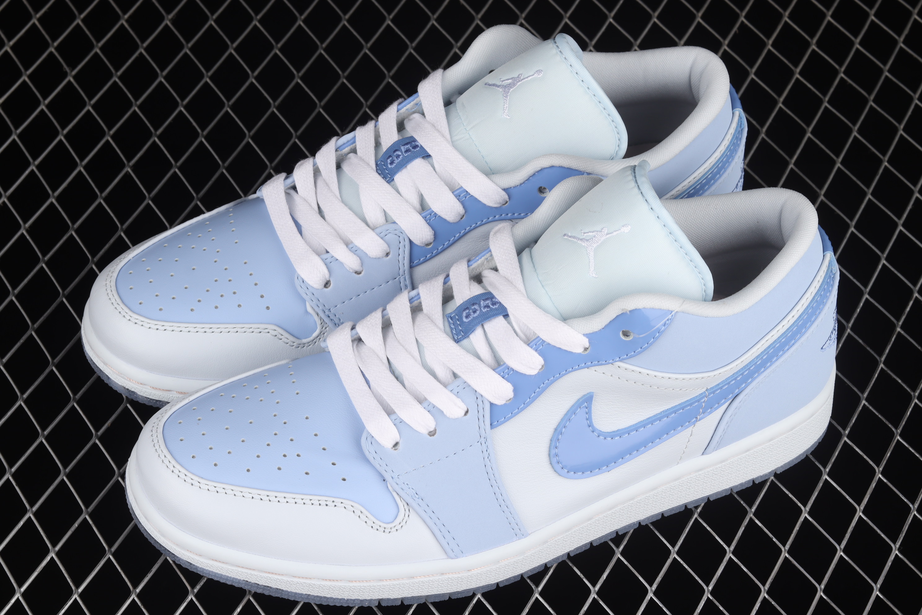 AJ1 Haze Blue Low Top Retro Culture basketball shoes DM5442-040 4045
