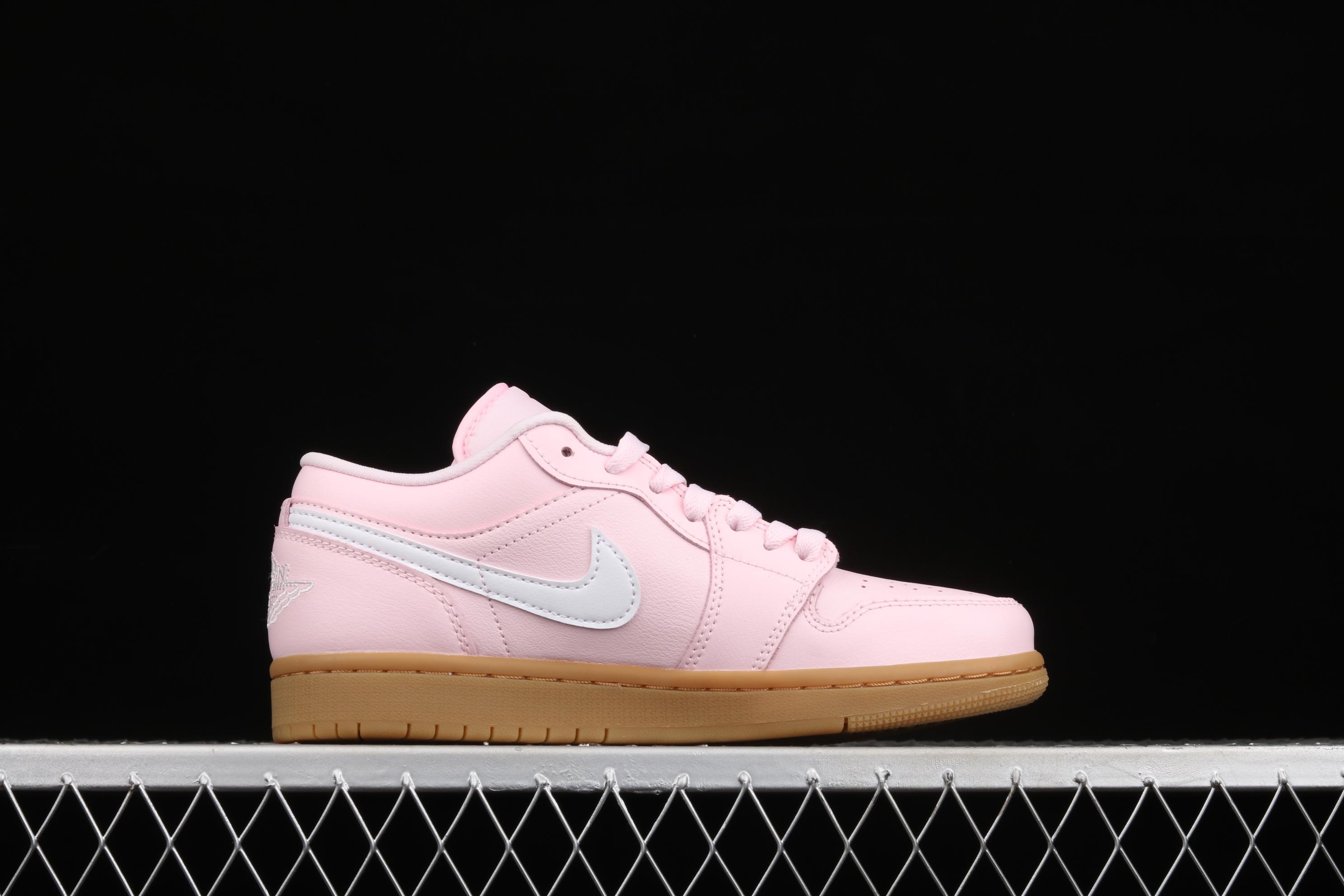 AJ1 low top