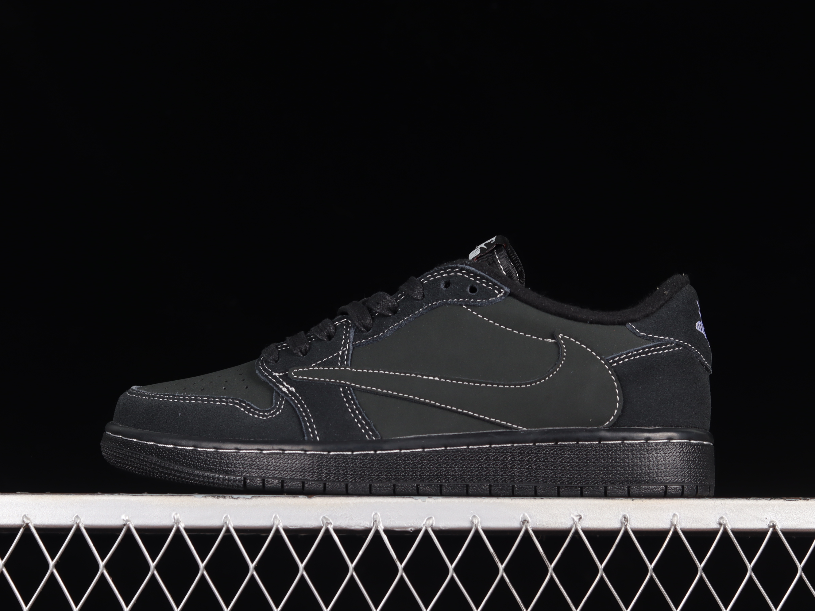 AJ1 low top