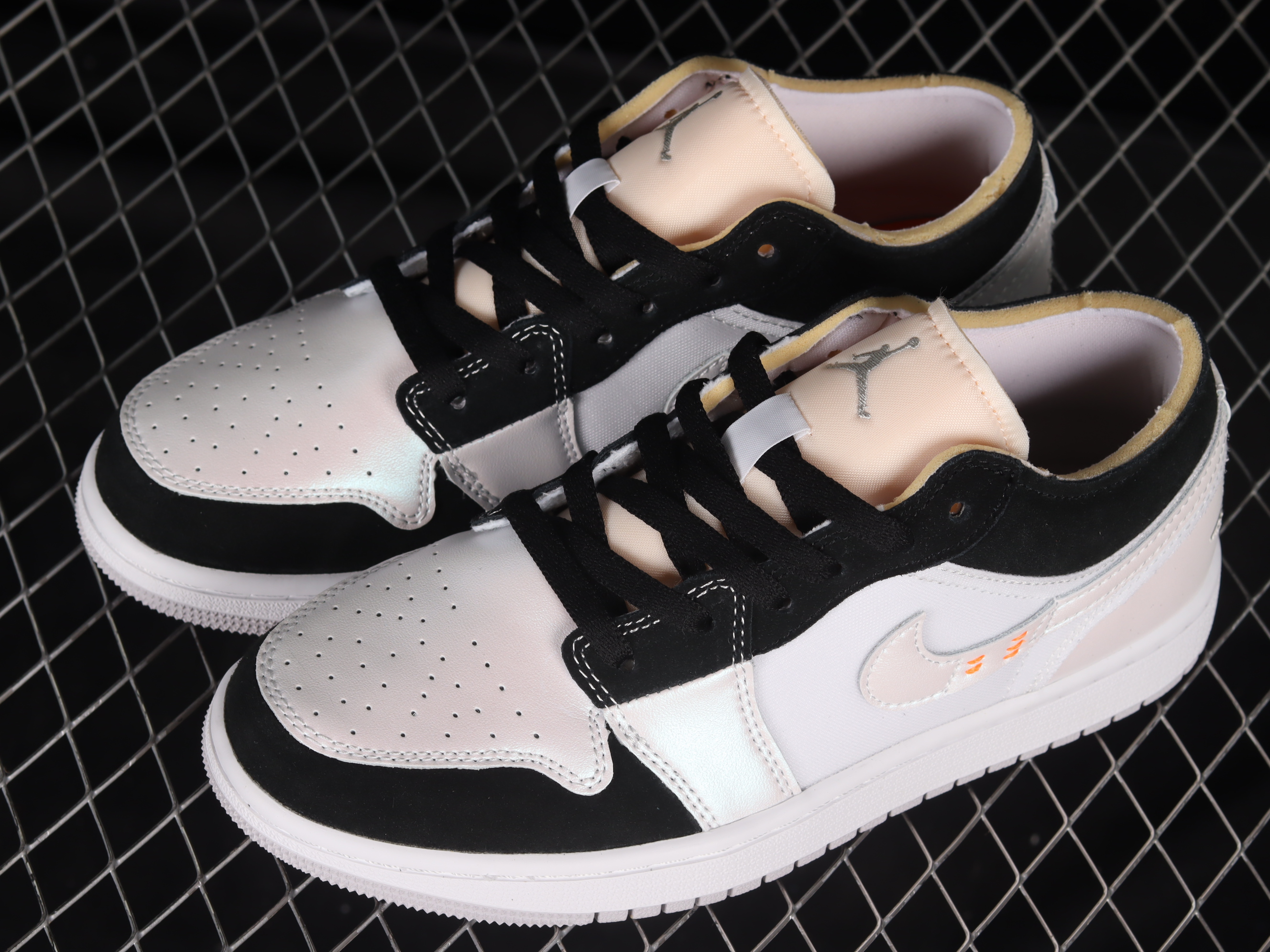 AJ1 low top