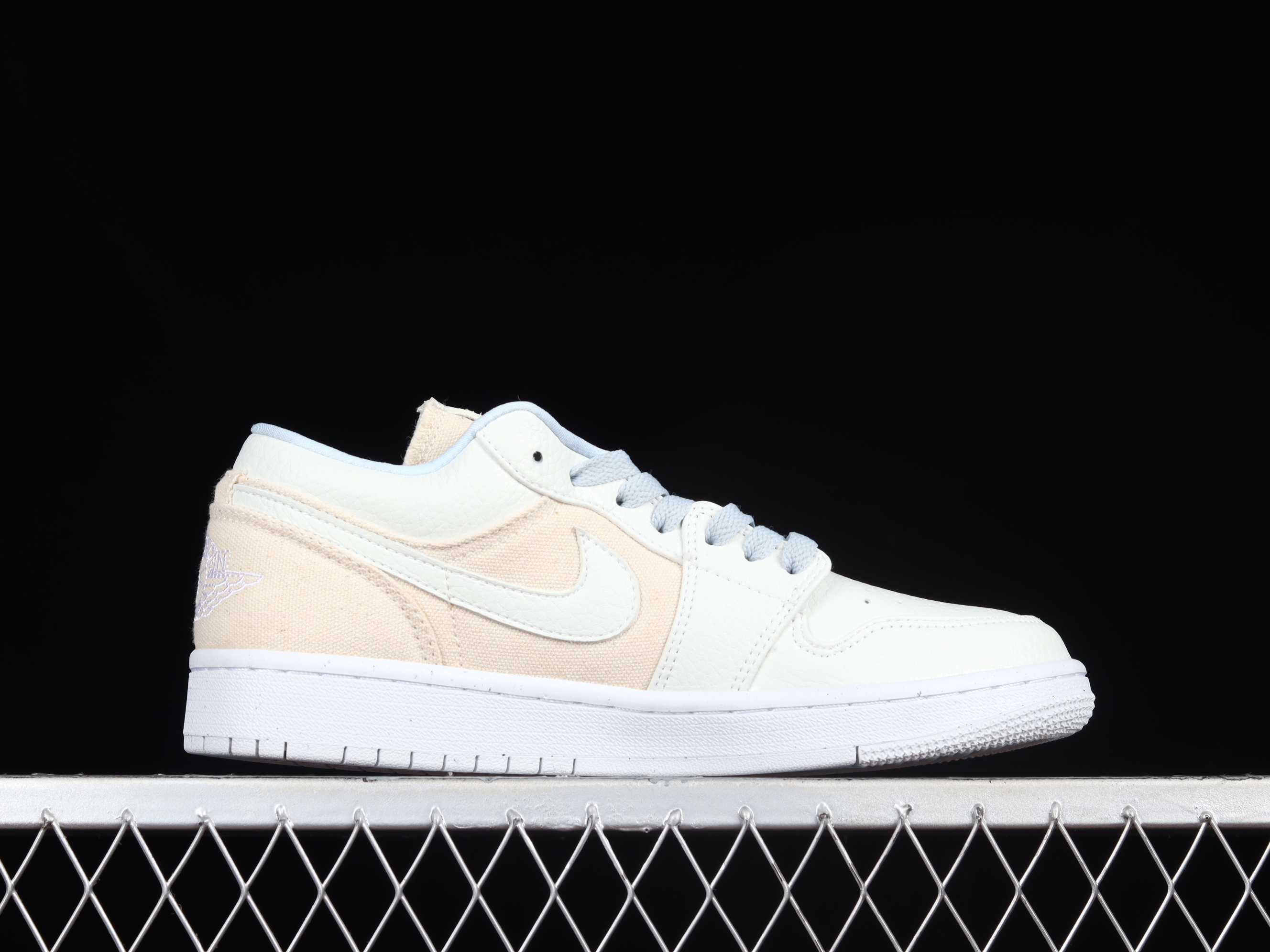AJ1 low top