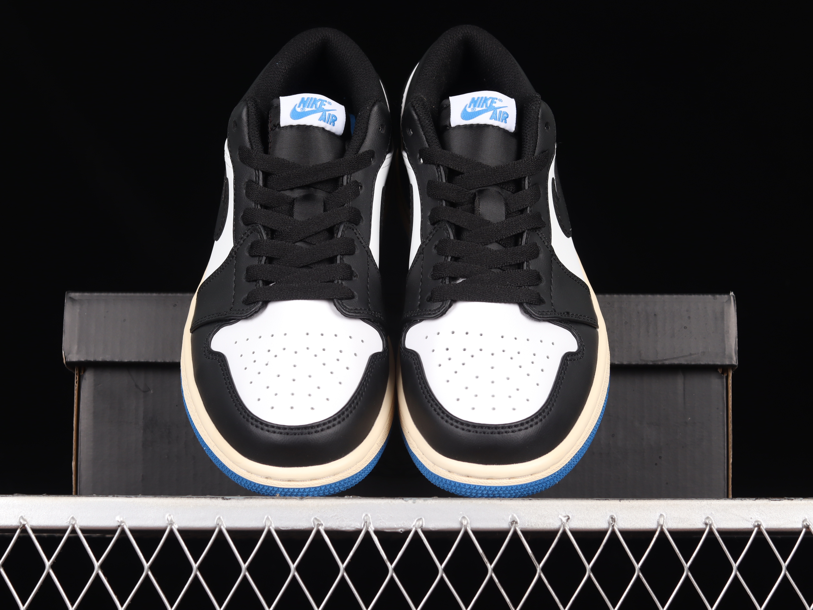 AJ1 low top