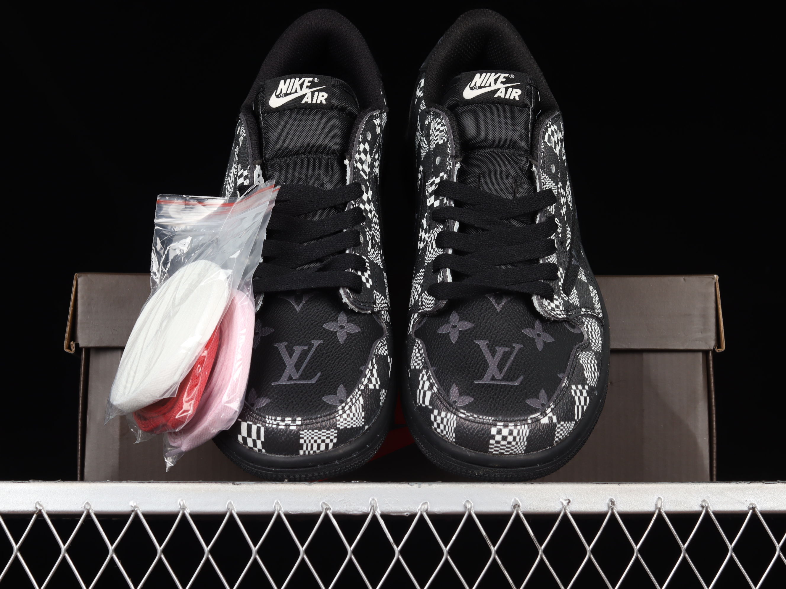 AJ1 low top