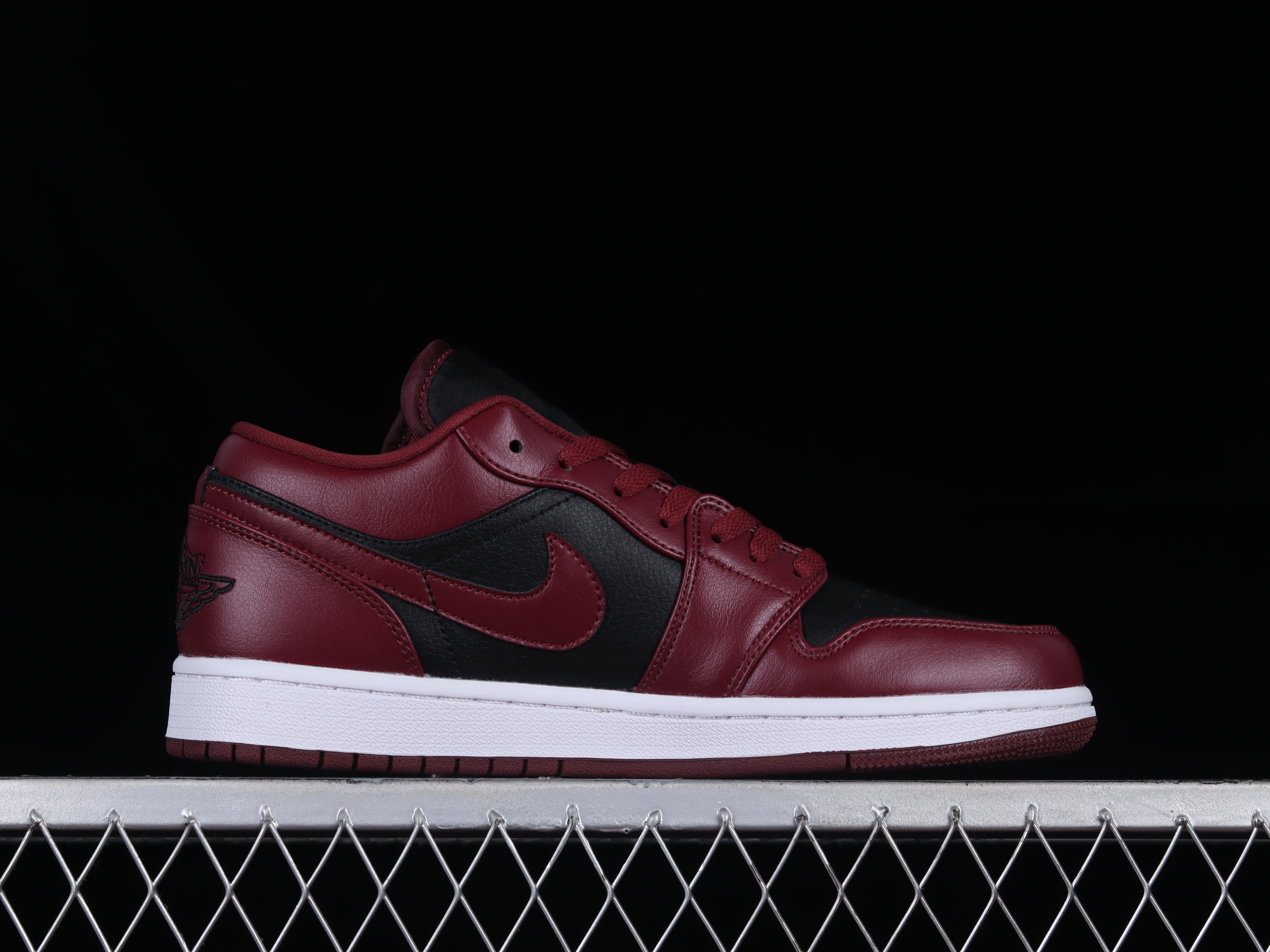 AJ1 low top