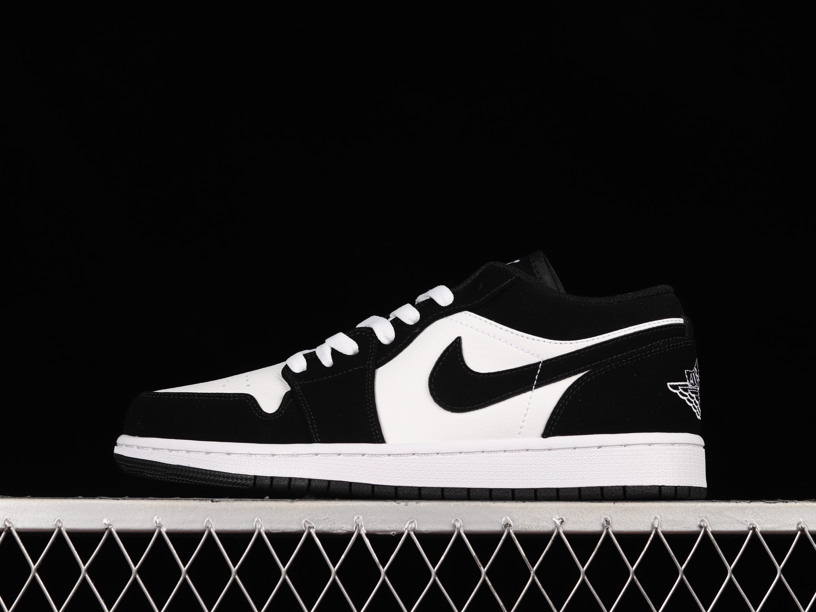 AJ1 low top