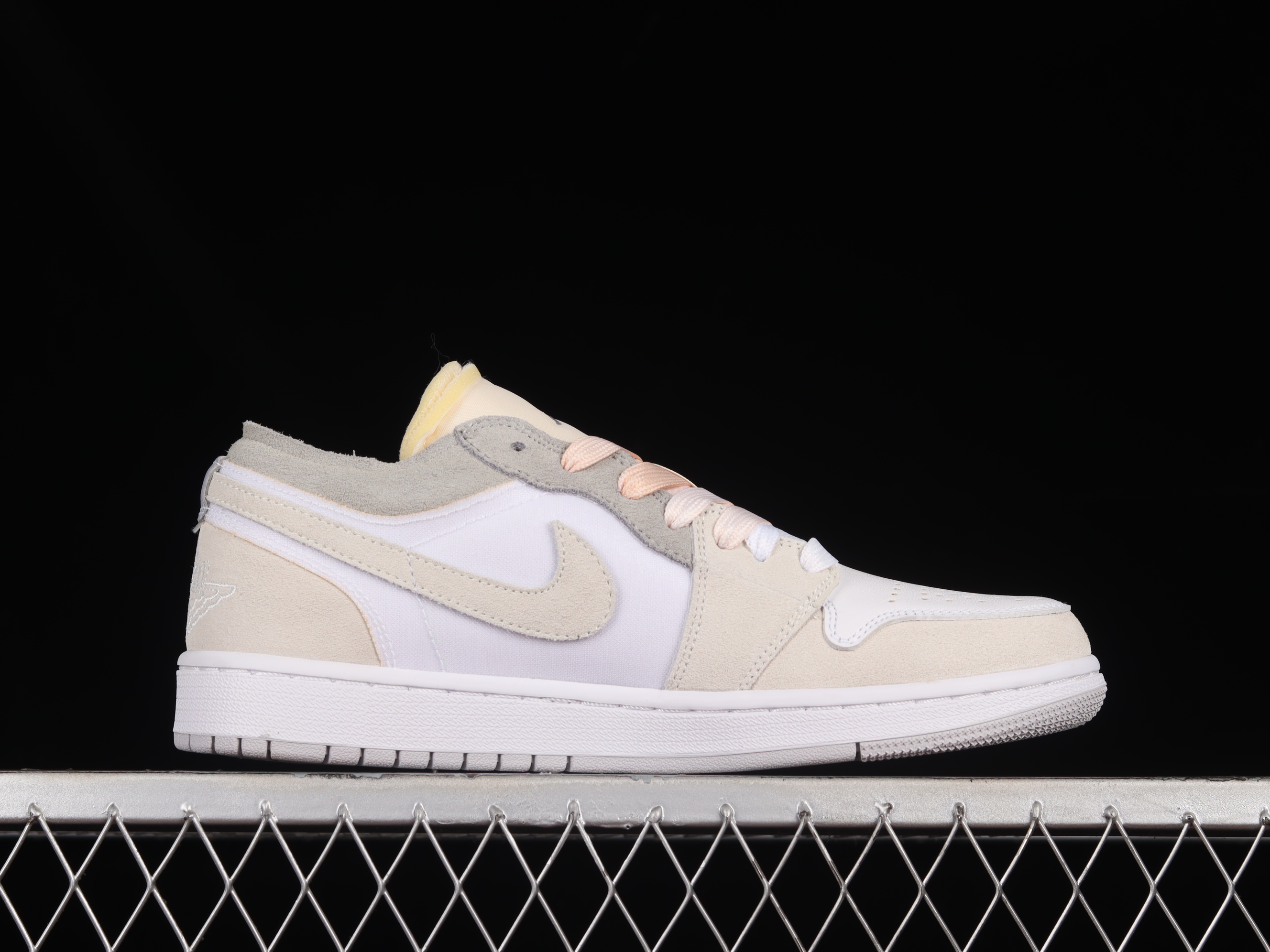 AJ1 low top