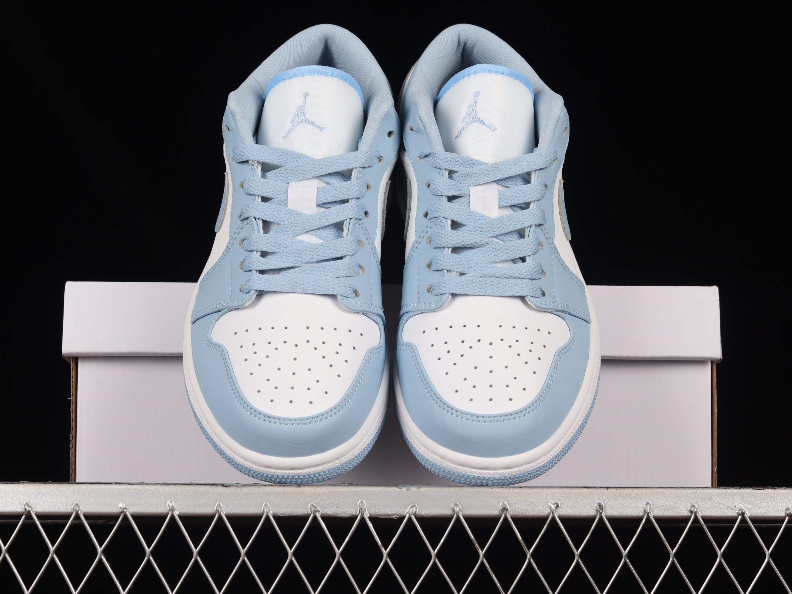 AJ1 low top