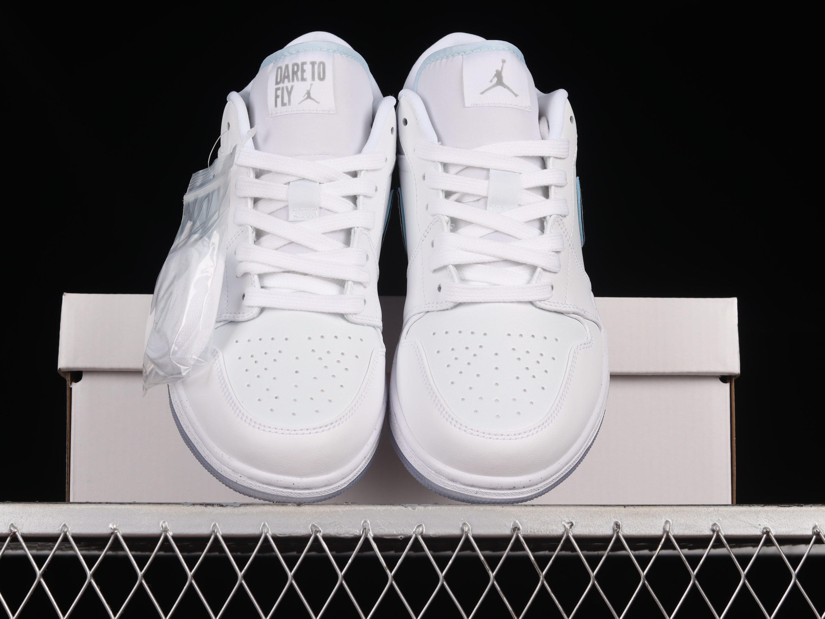 AJ1 low top