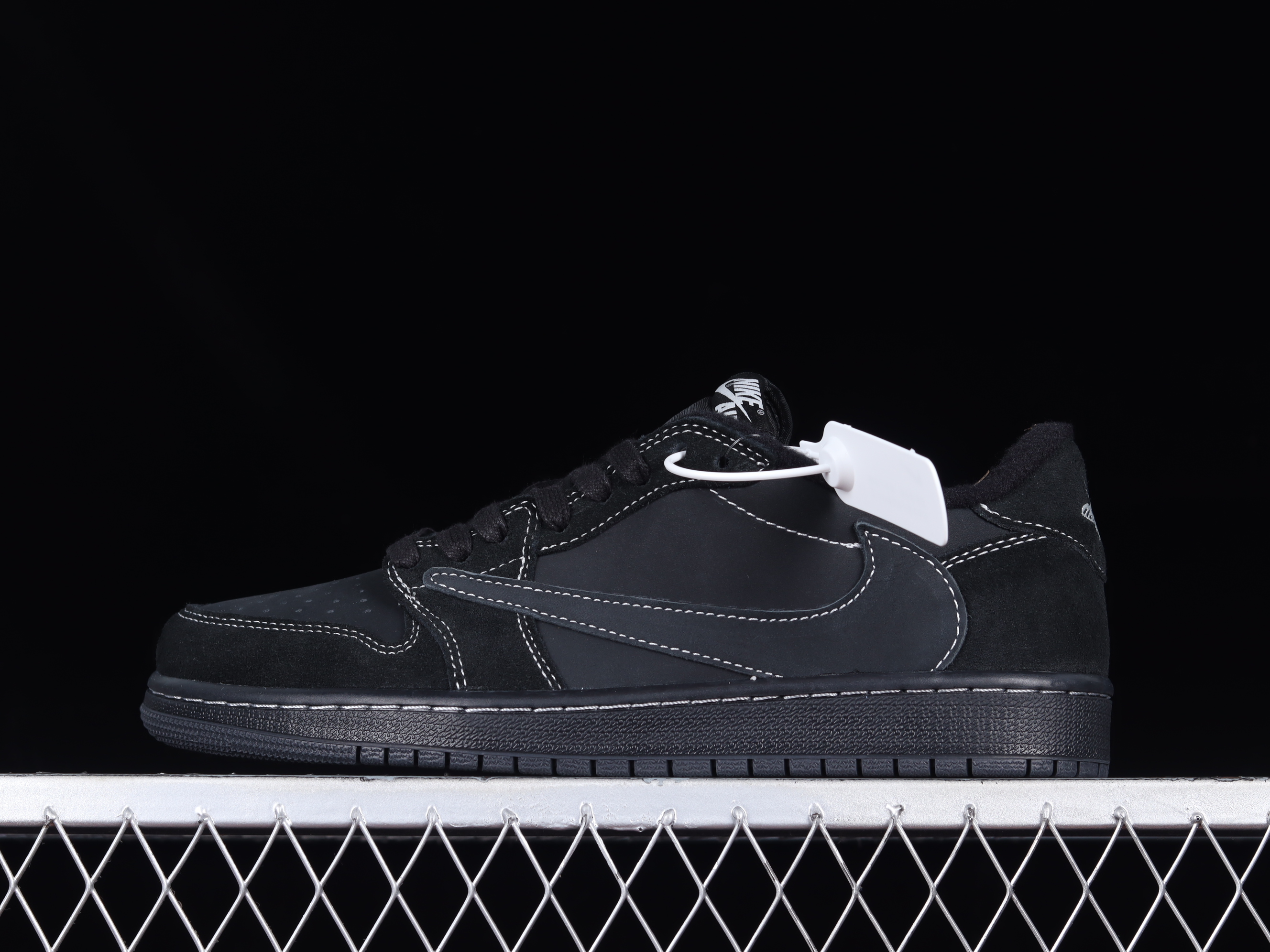 AJ1 low top