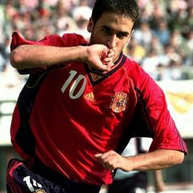 1998 Spain home retro jersey