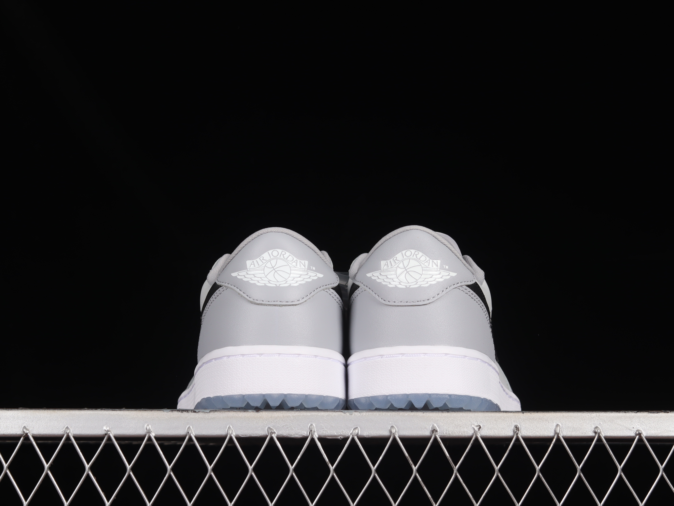 AJ1 low top