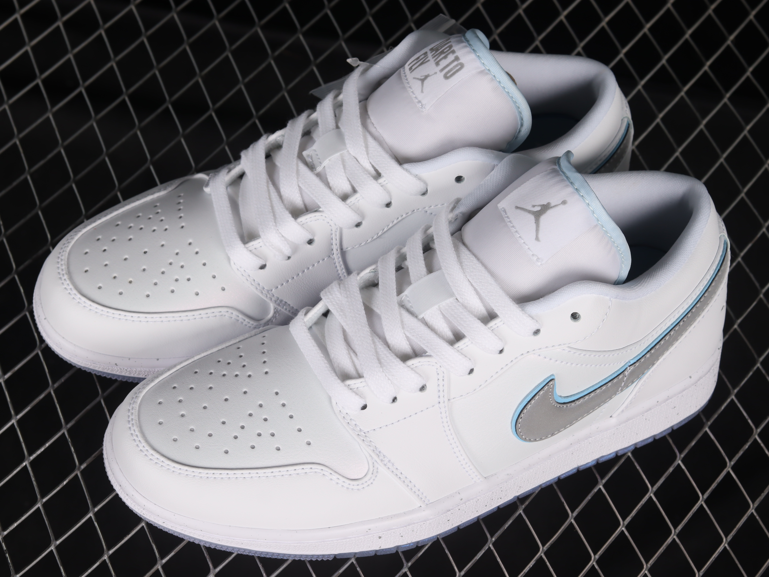 AJ1 low top