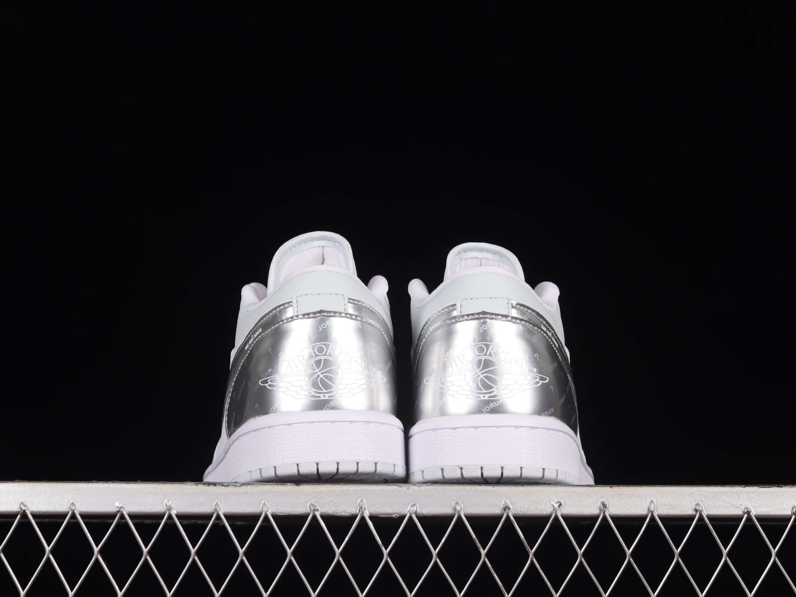 AJ1 low top